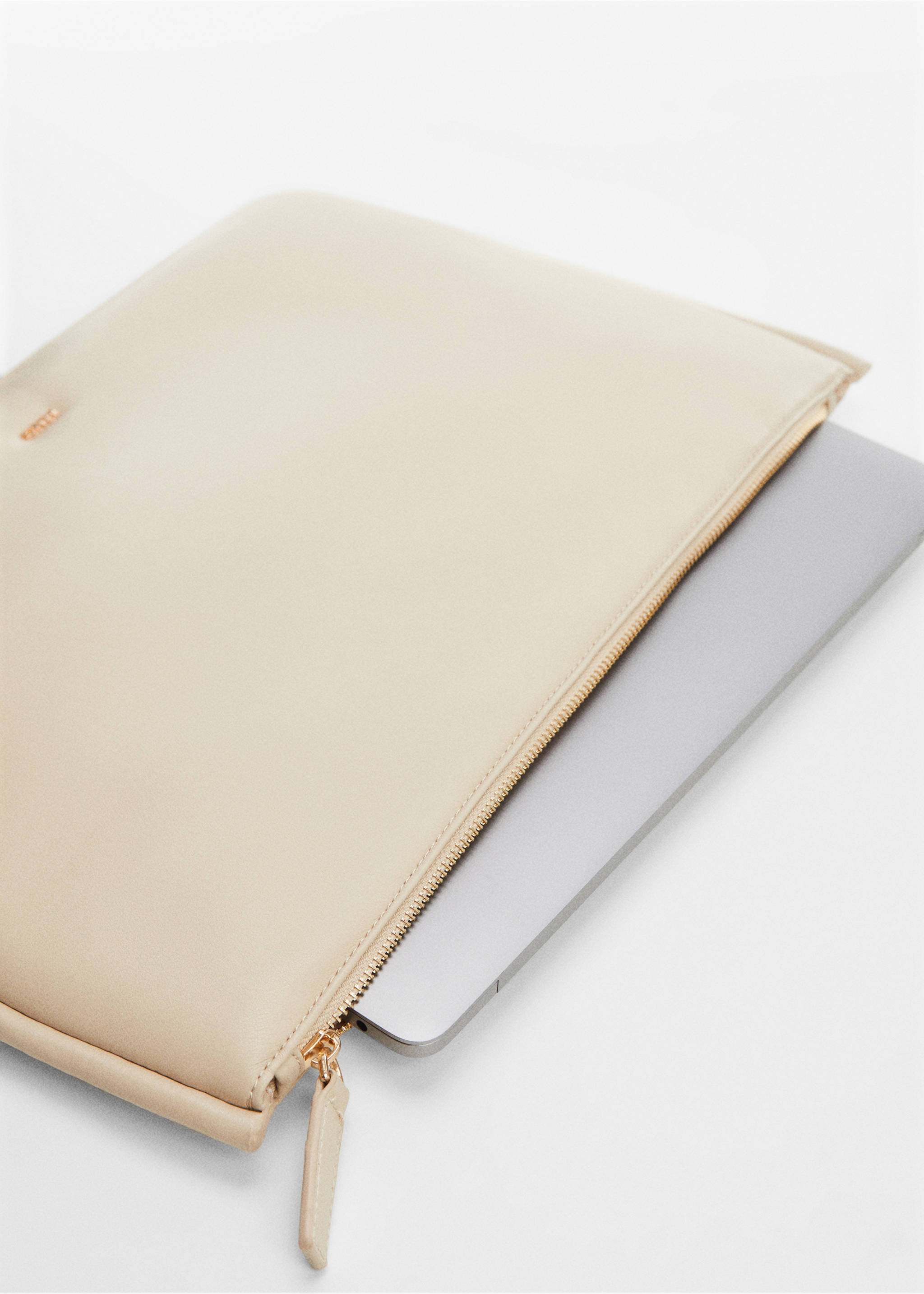 Padded laptop case - Details of the article 2, Off White. Ref: 67062537-00.
