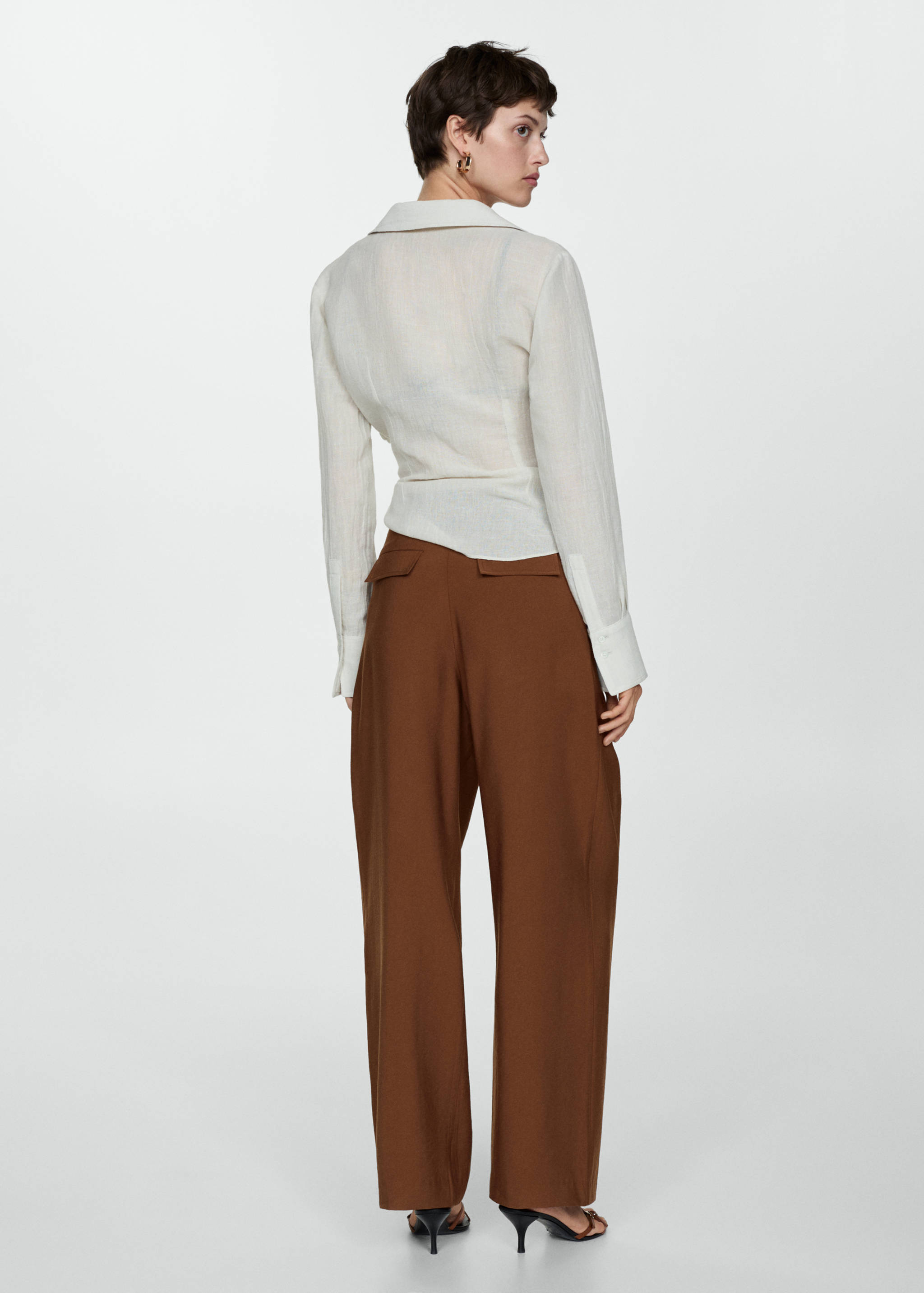 Belt straight-fit pants - Reverse of the article