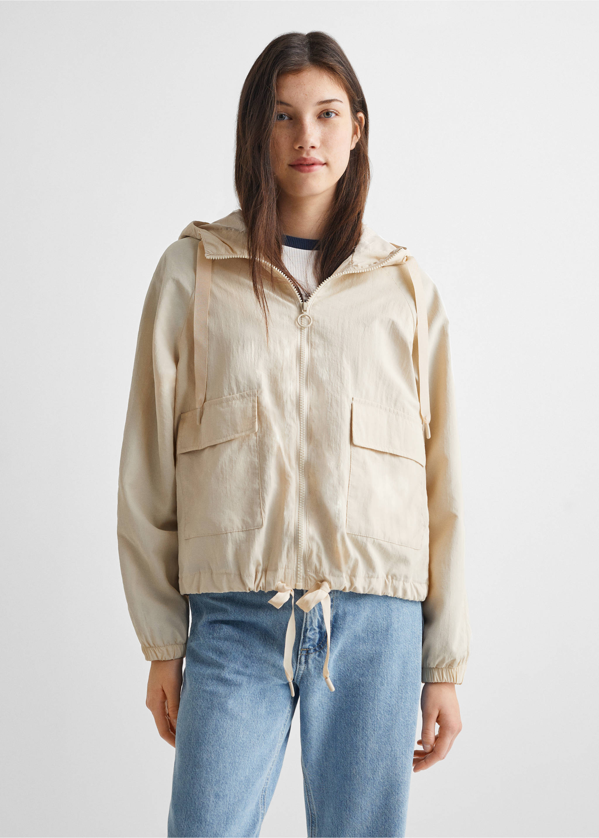 Leichte Jacke mit Taschen - Mittlere Ansicht, Eisgrau. Ref: 67062911-00.