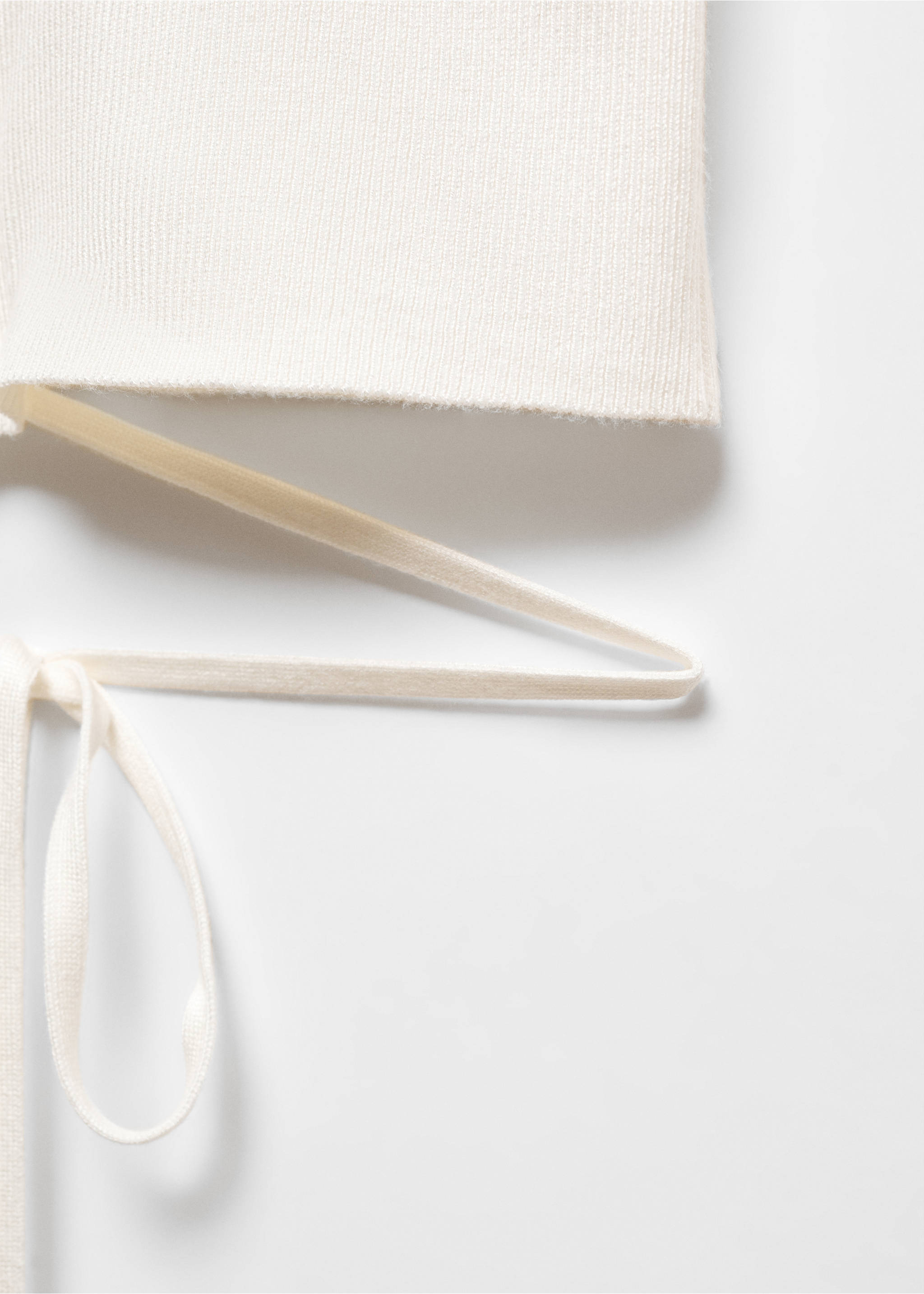 Knitted t-shirt with box - Details of the article 8, Off White. Ref: 67062914-00.