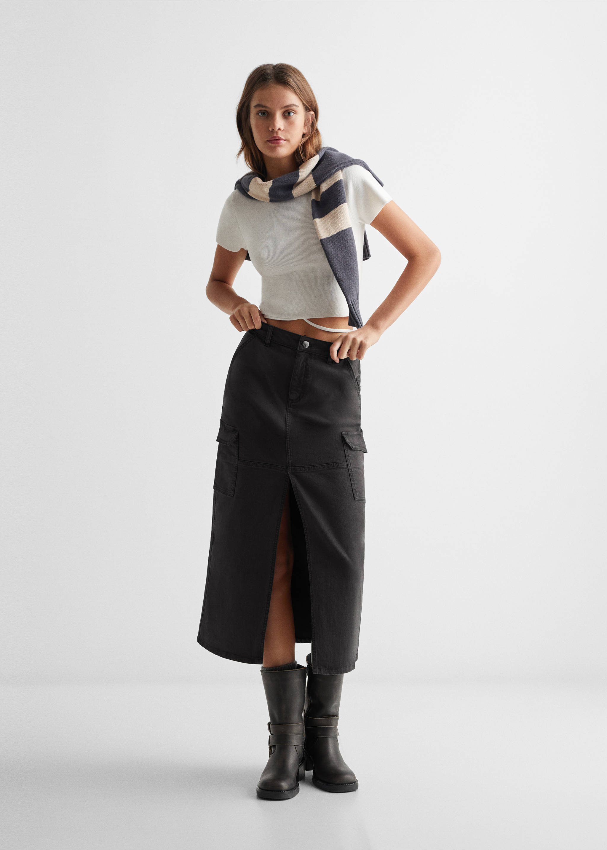 Long cargo skirt with pocket - General plane, Charcoal. Ref: 67062917-00.