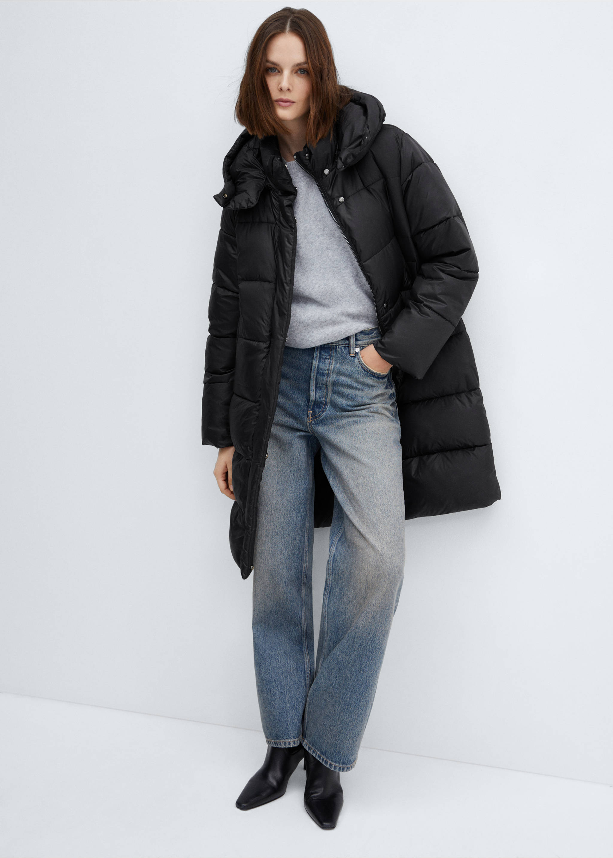 Detachable hood puffer coat - Details of the article 2, Black. Ref: 67063262-00.