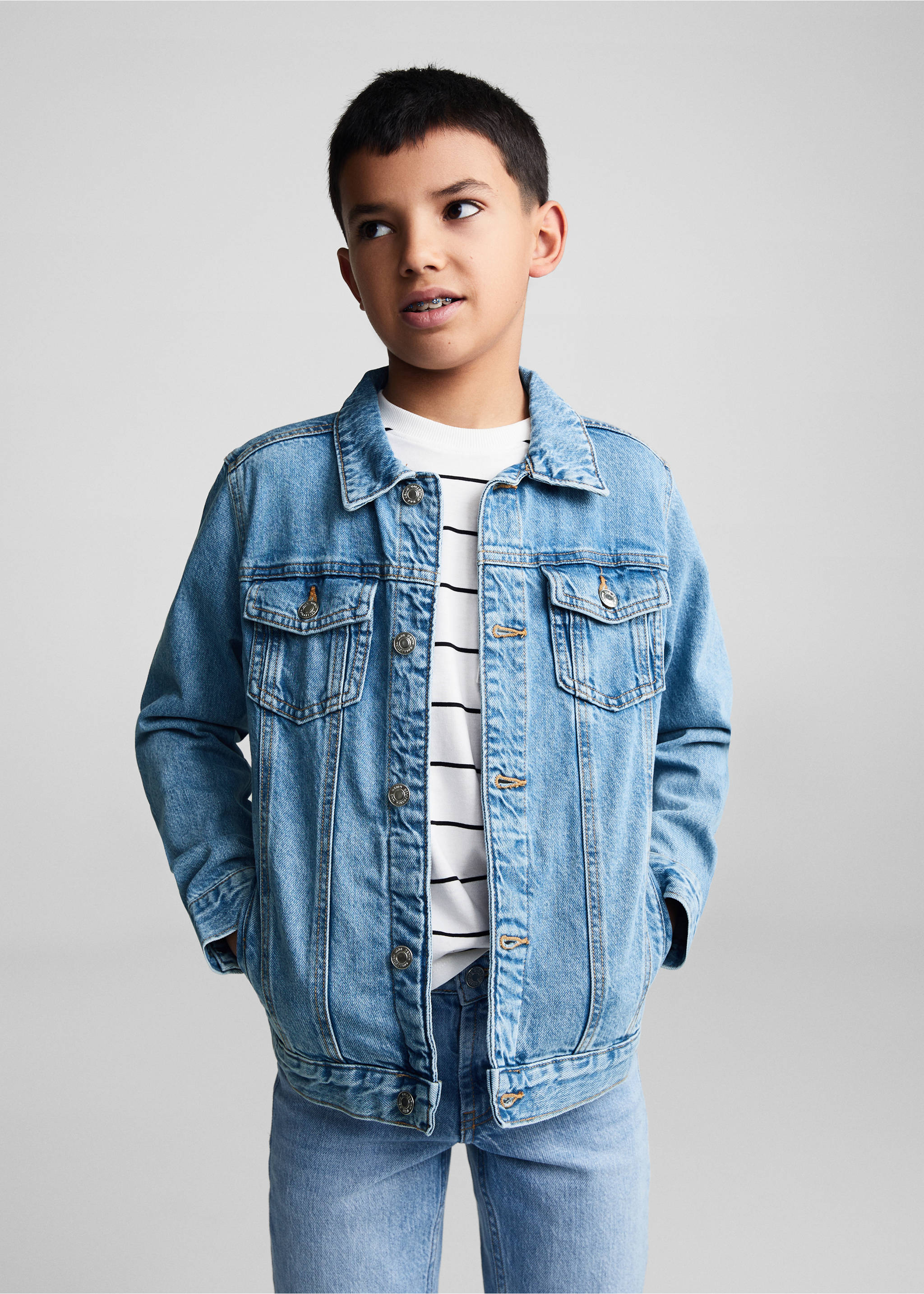 Pockets denim jacket - Medium plane, Medium Blue. Ref: 67063266-00.