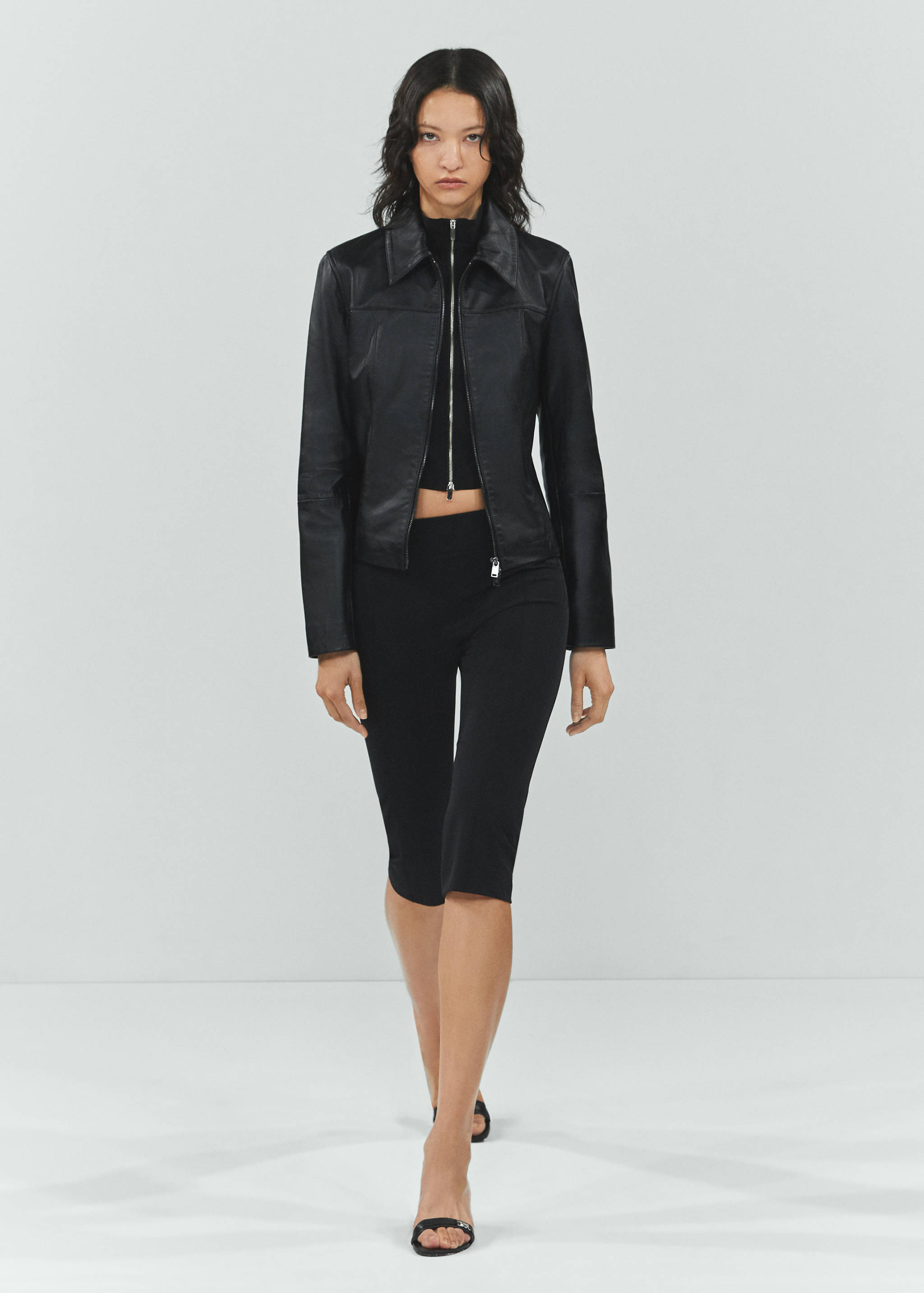 Geacă cambrată din piele 100 % - Plan general