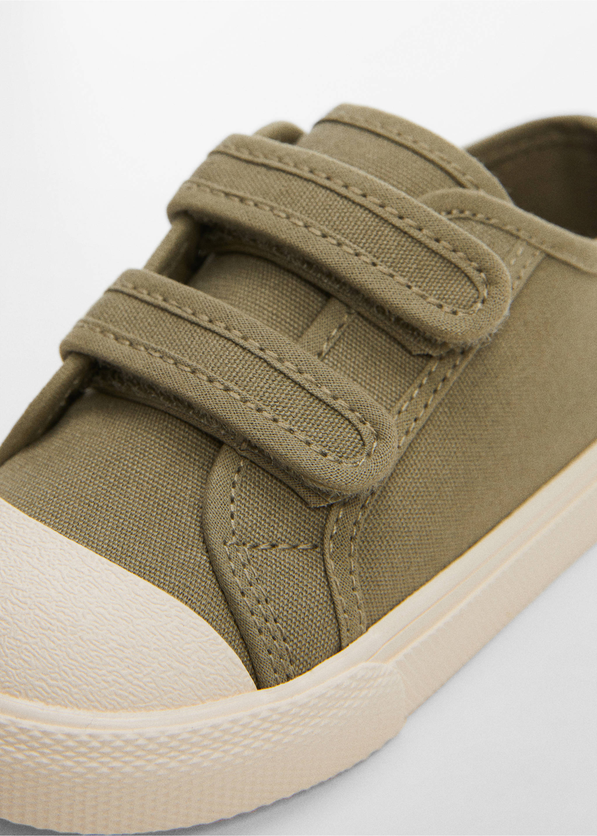 Velcro fastening sneakers - Details of the article 2, Khaki. Ref: 67064014-00.