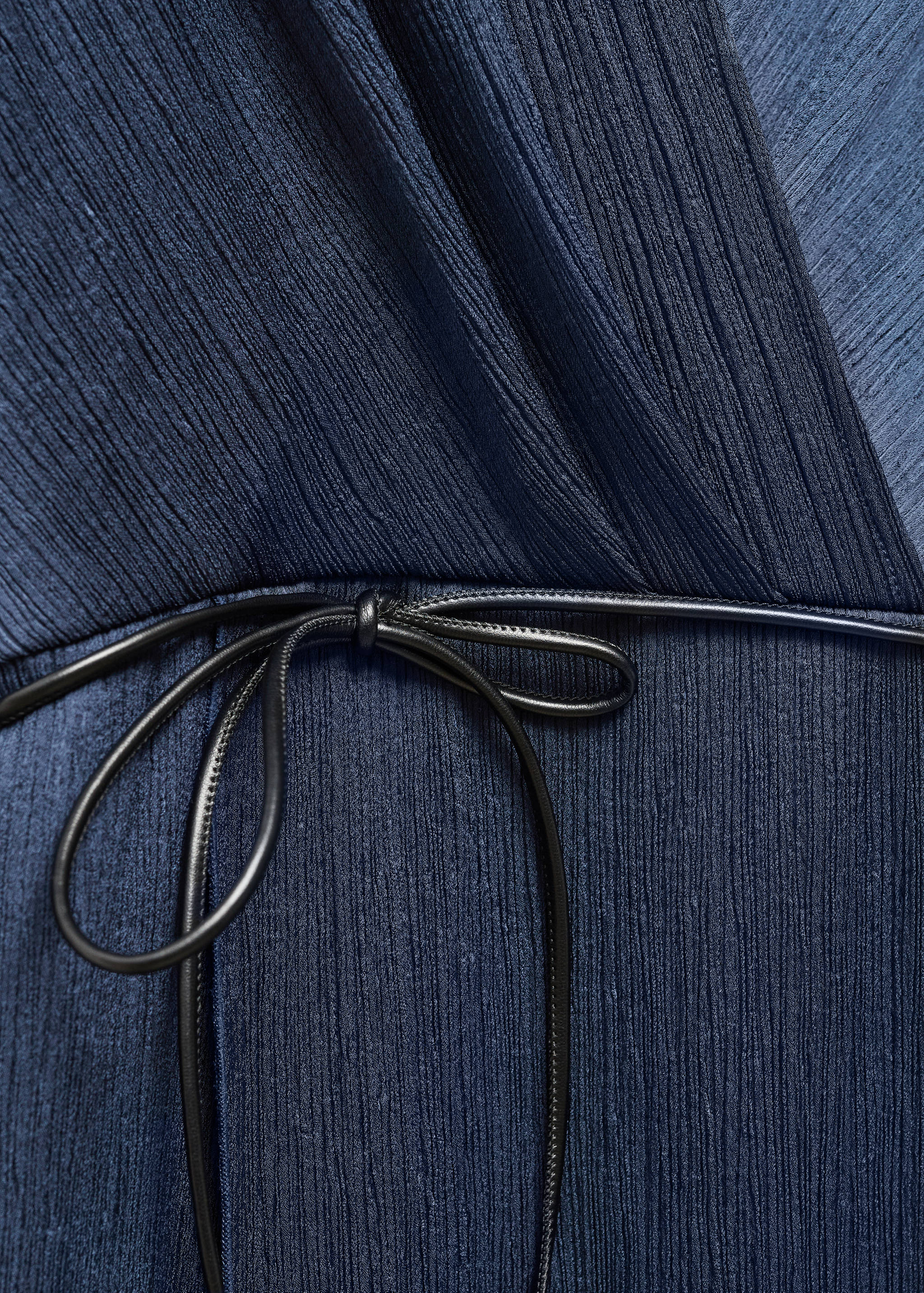 Belt wrap dress - Details of the article 8