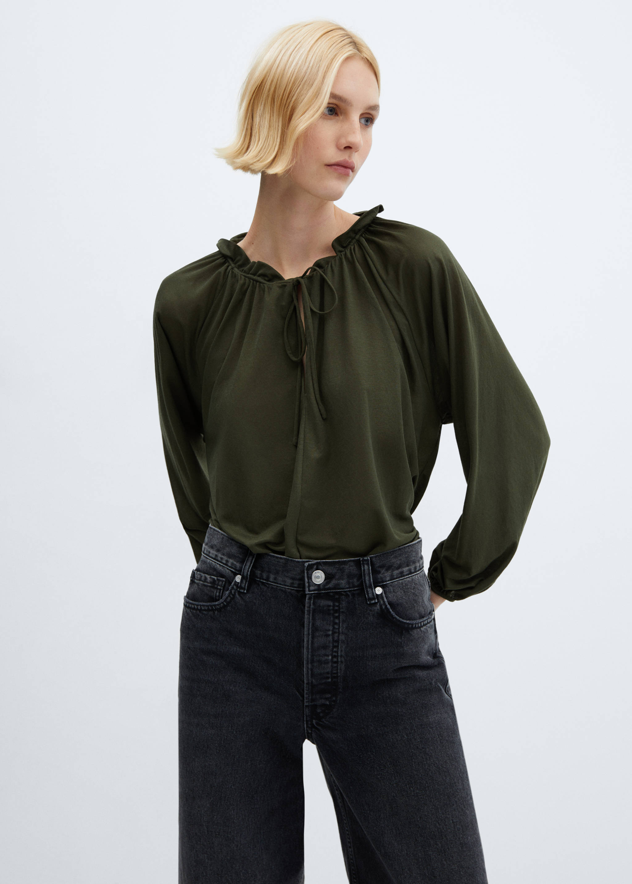 Puffed sleeves blouse - Medium plane