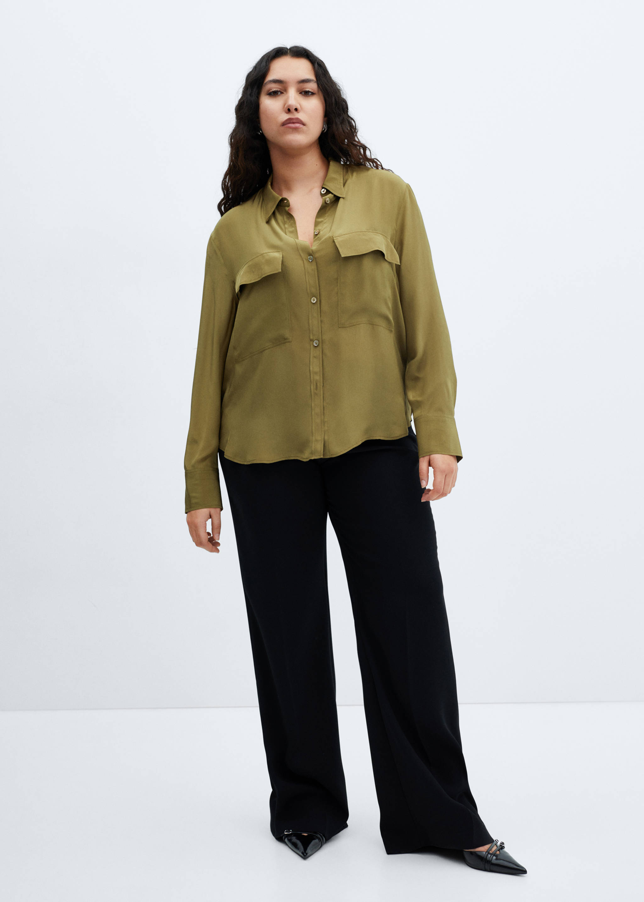 Camisa fluida bolsillos - Detalle del artículo 3