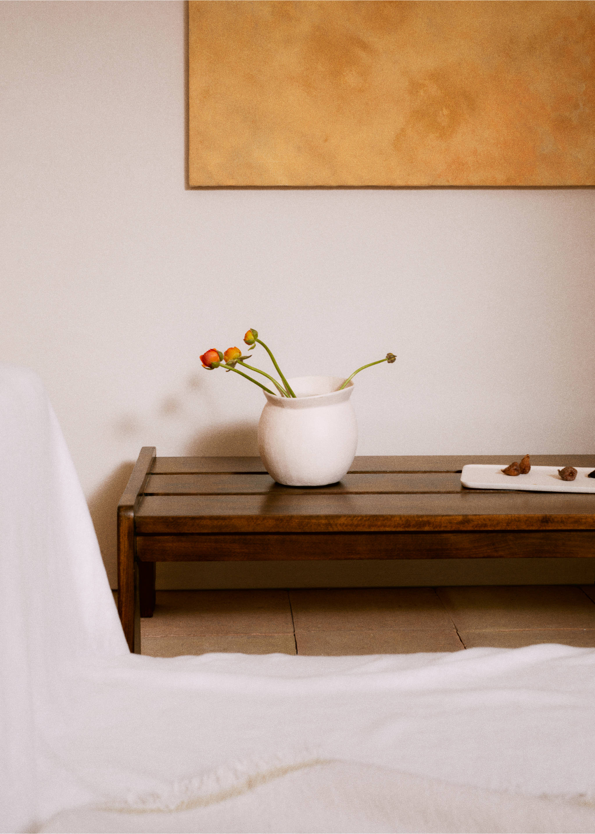 Metal vase - Details of the article 6, Off White. Ref: 67064068-00.