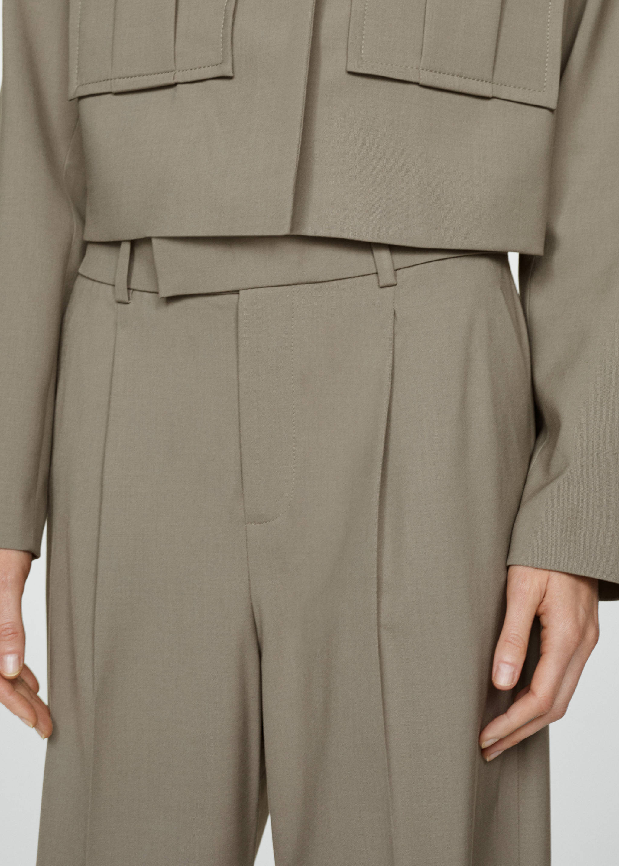 Wide leg pleated trousers - Details of the article 6