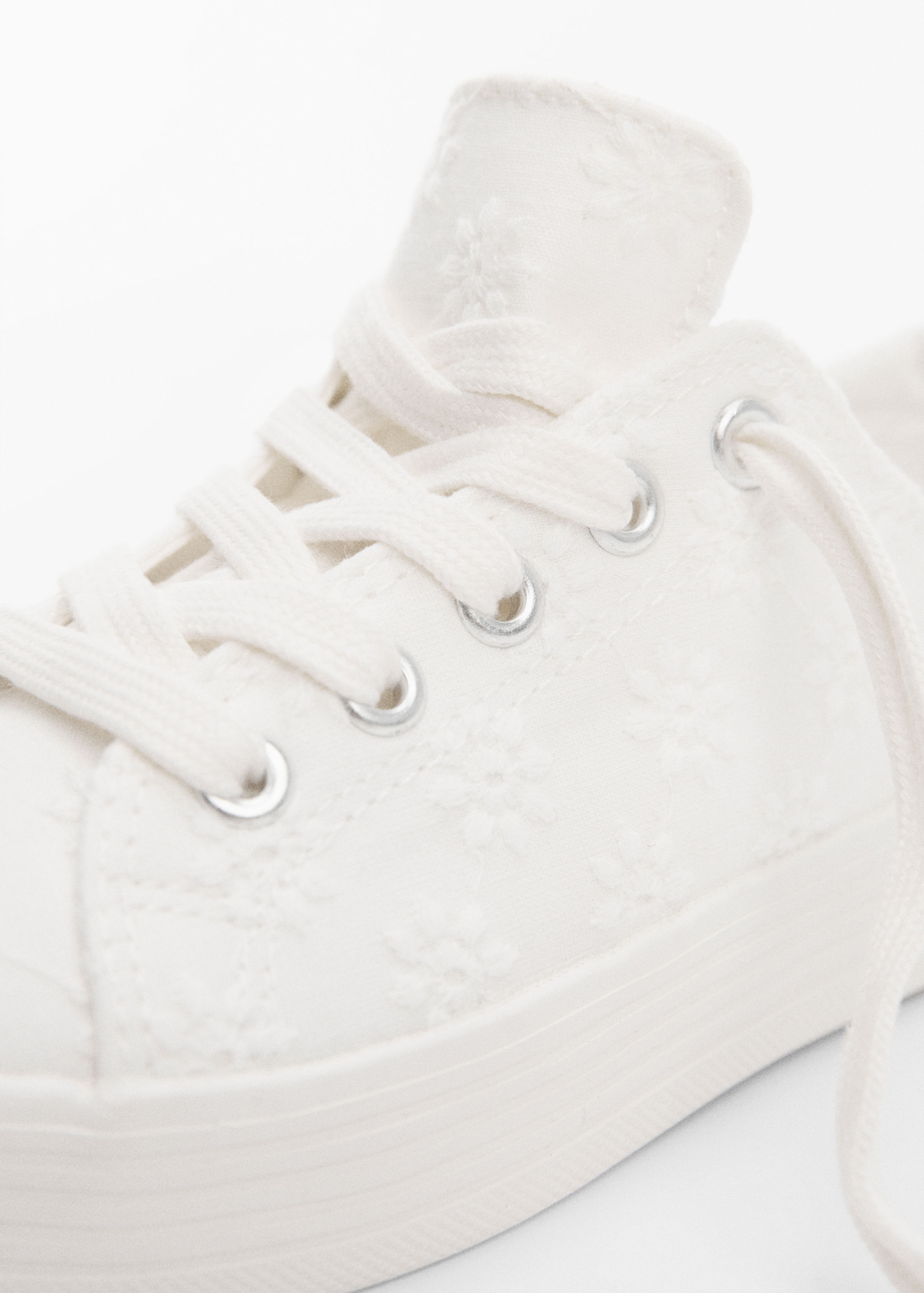 Embroidered sneakers - Details of the article 2