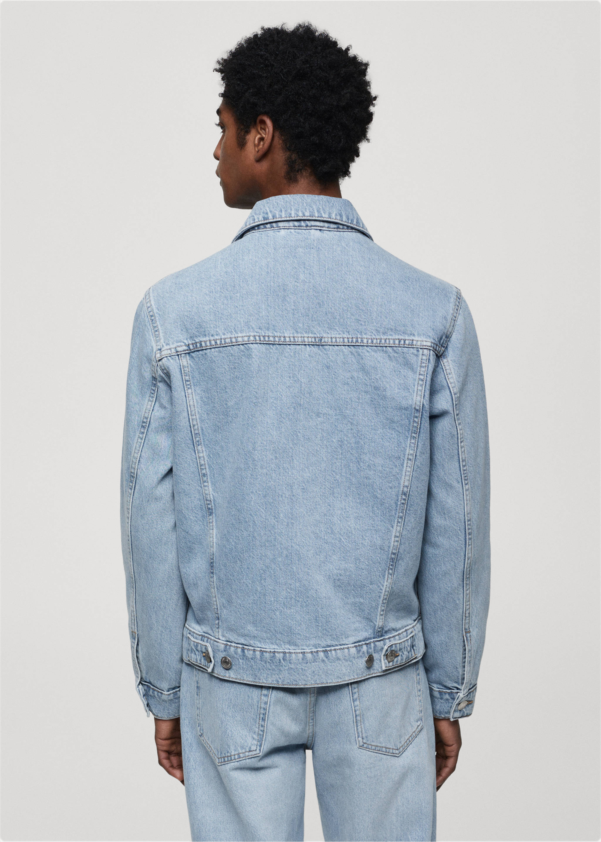Blouson jean poches - Verso de l’article, Bleu clair. Ref: 67064440-00.