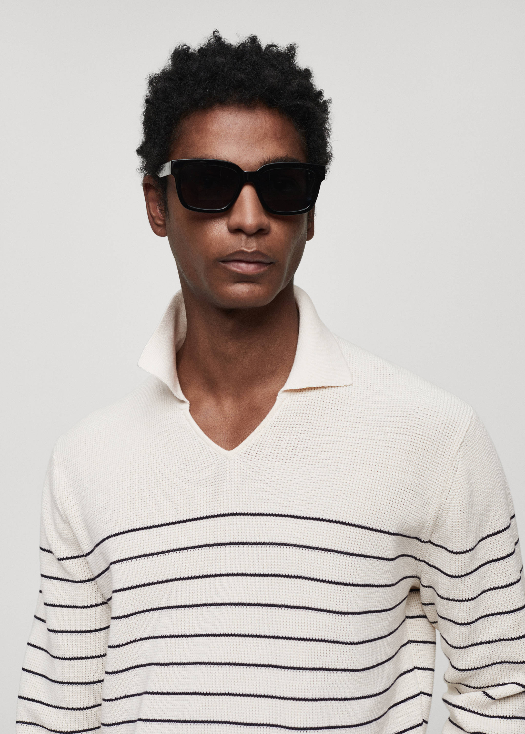 Striped polo-style sweater - Details of the article 1