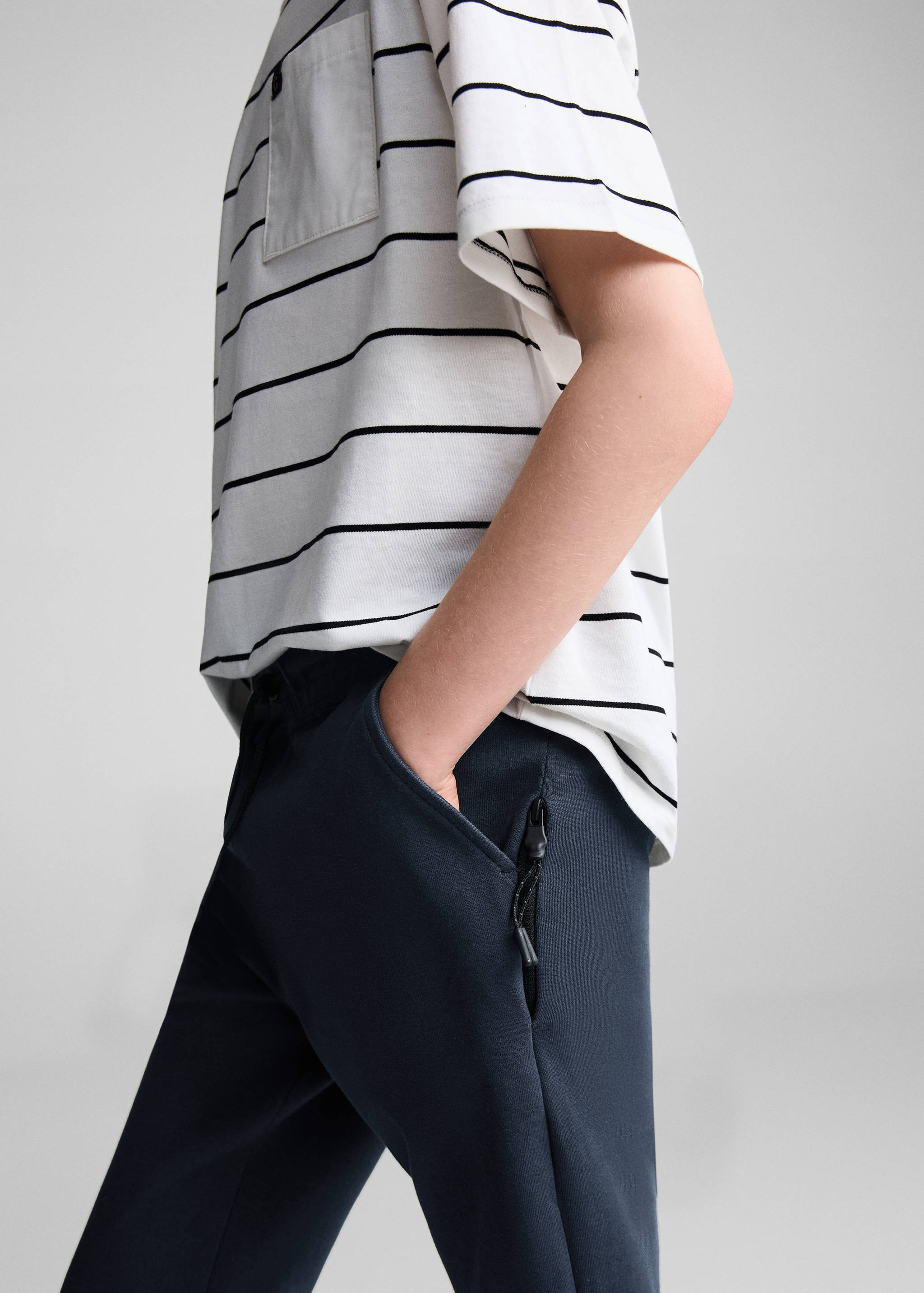 Plush-cotton jogger trousers - Details of the article 6