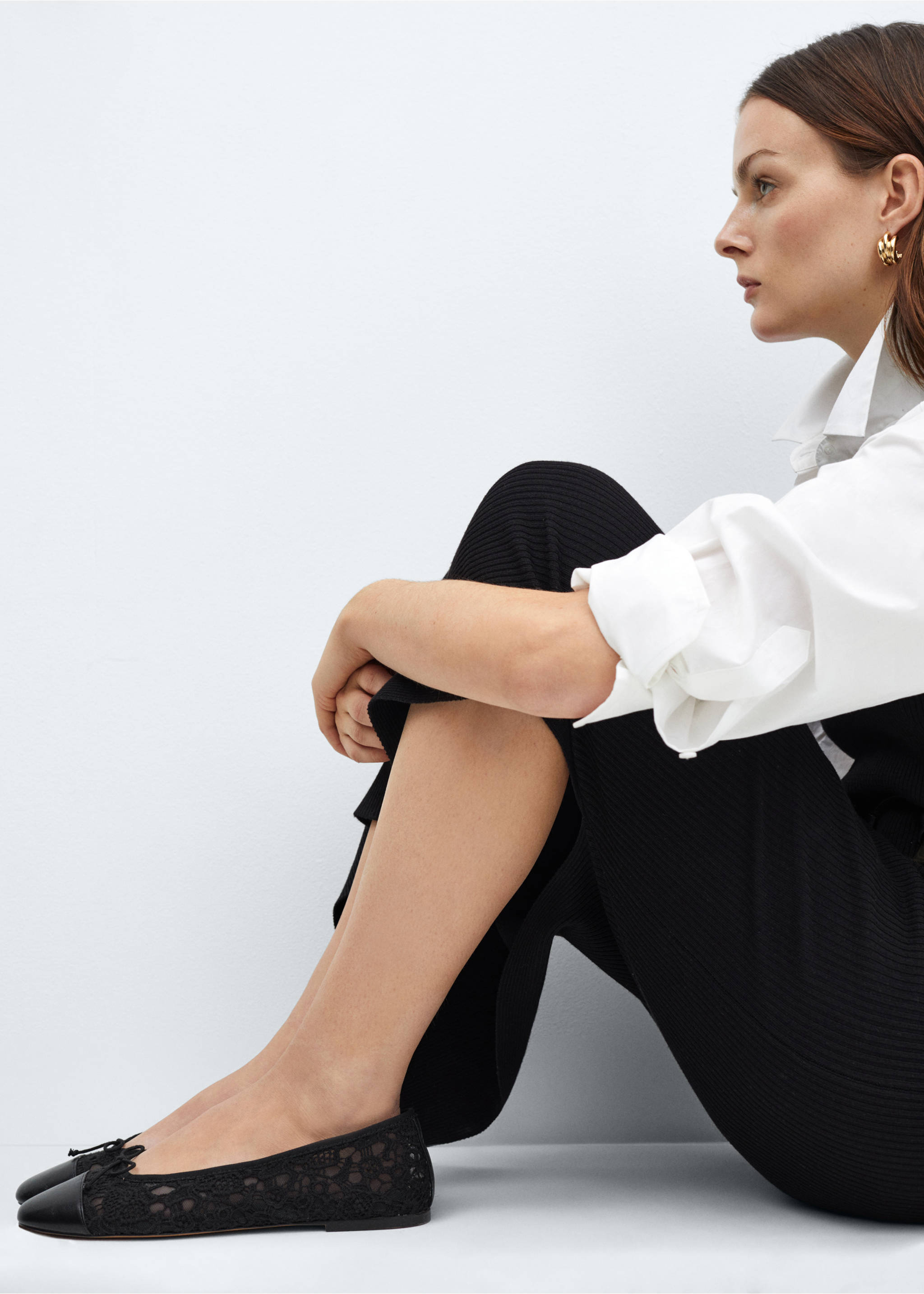 Ballerina mit Seidenschleife - Detail des Artikels 9, Schwarz. Ref: 67064478-00.