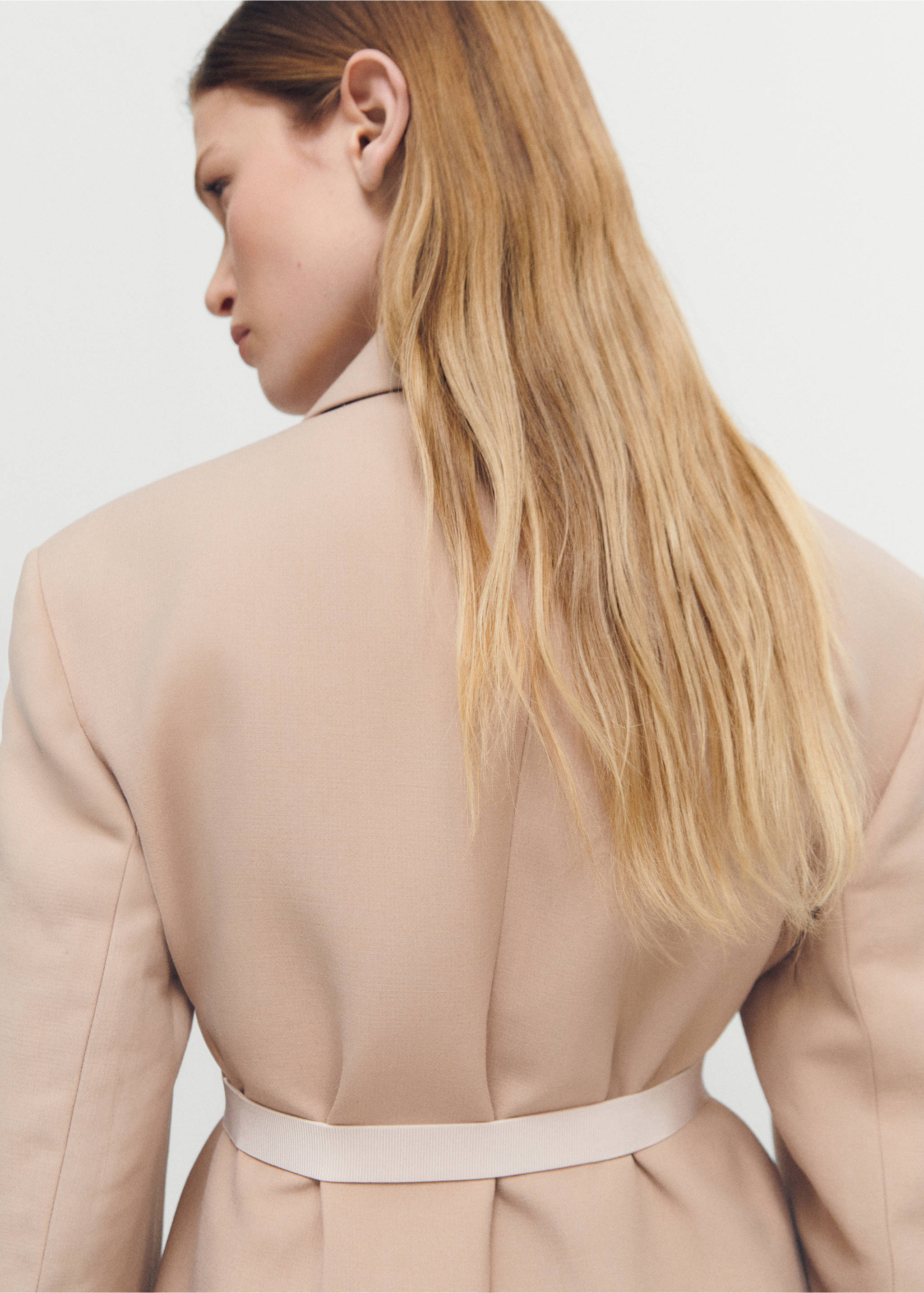 Strukturált kabát dubla anyagból, övvel - A termék adatai 6, Bézs. Ref: 67064481-00.