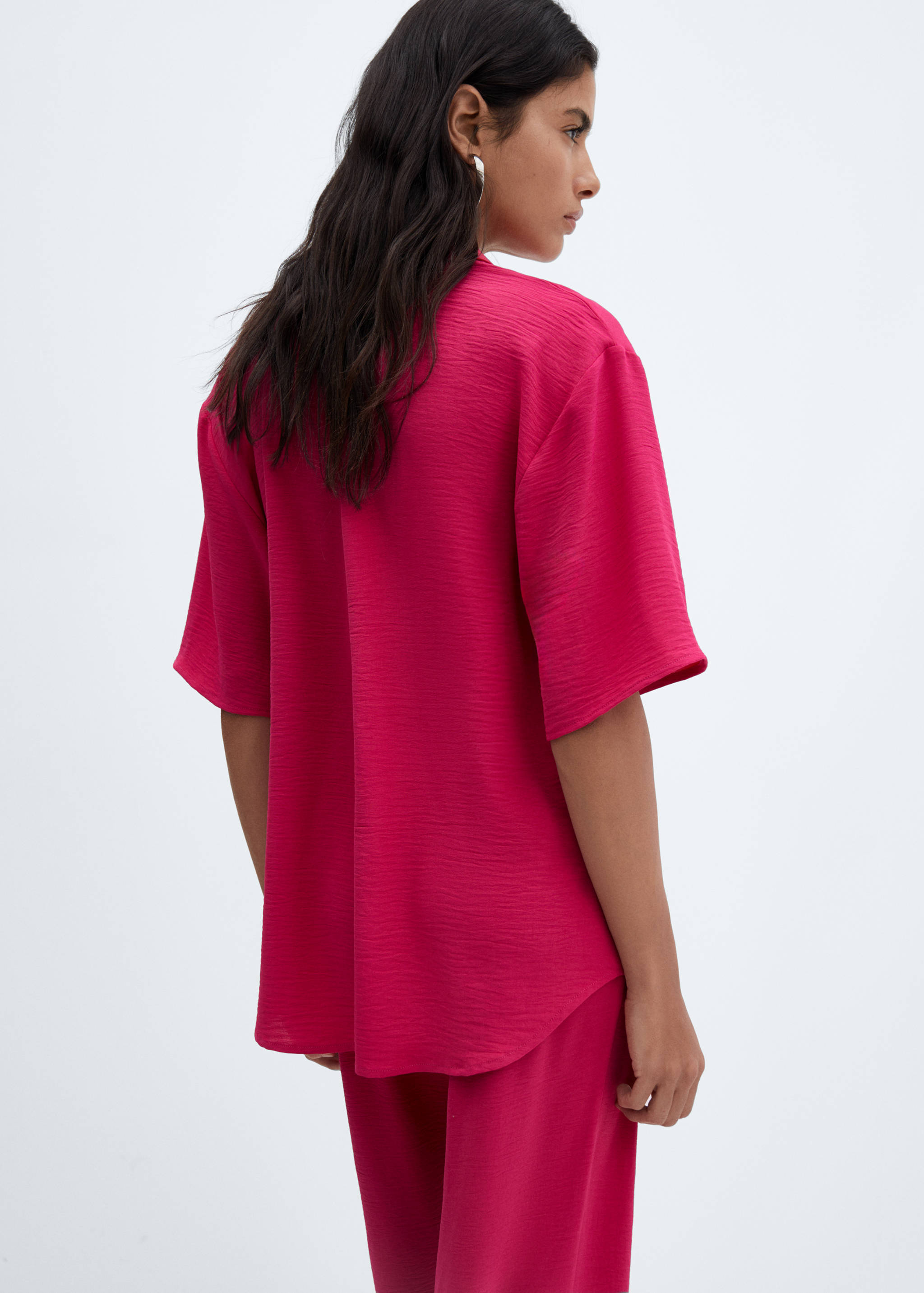 Short-sleeve button-down shirt - Reverse of the article