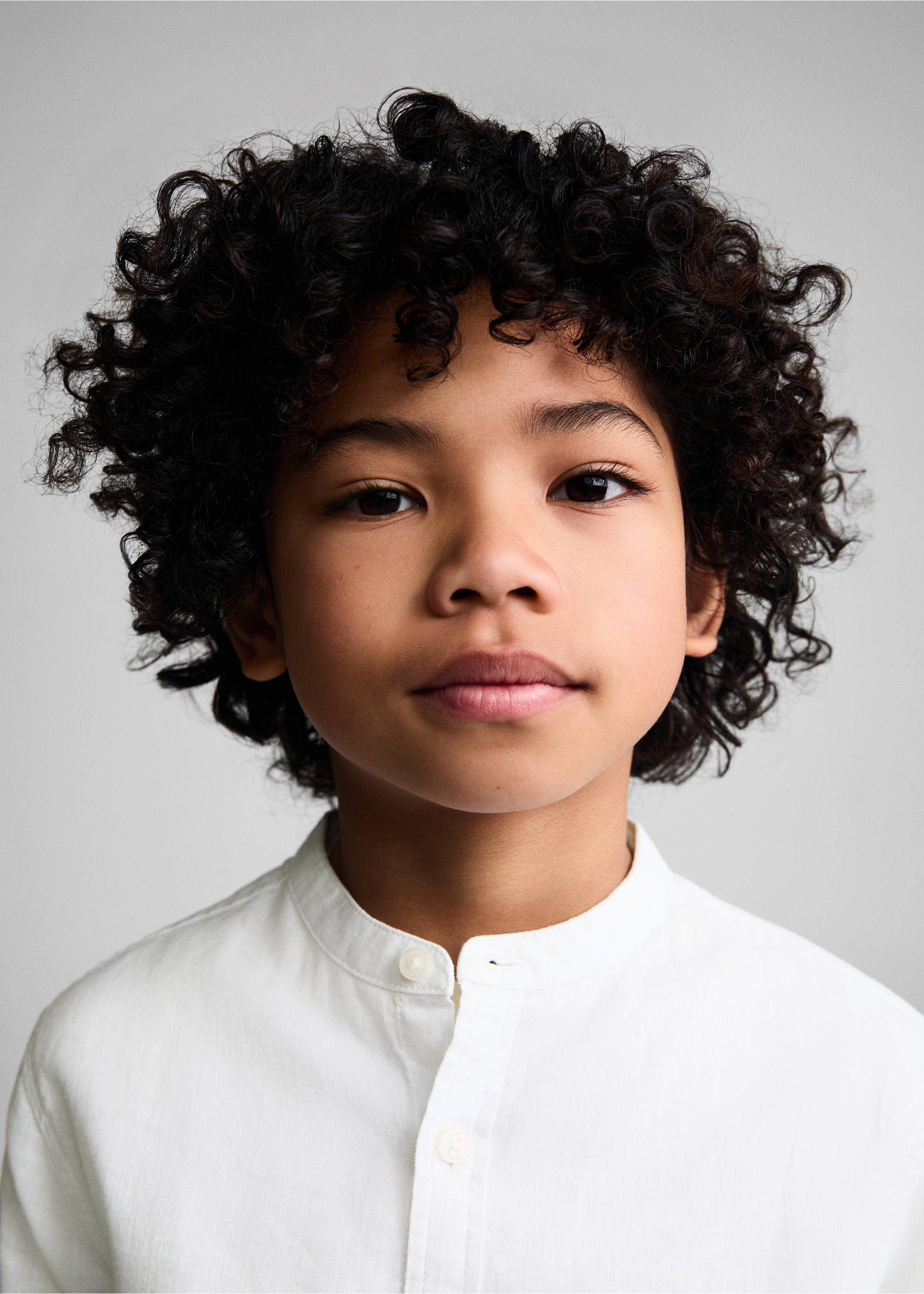 Chemise regular-fit lin col mao - Détail de l'article 1, Blanc. Ref: 67064784-00.