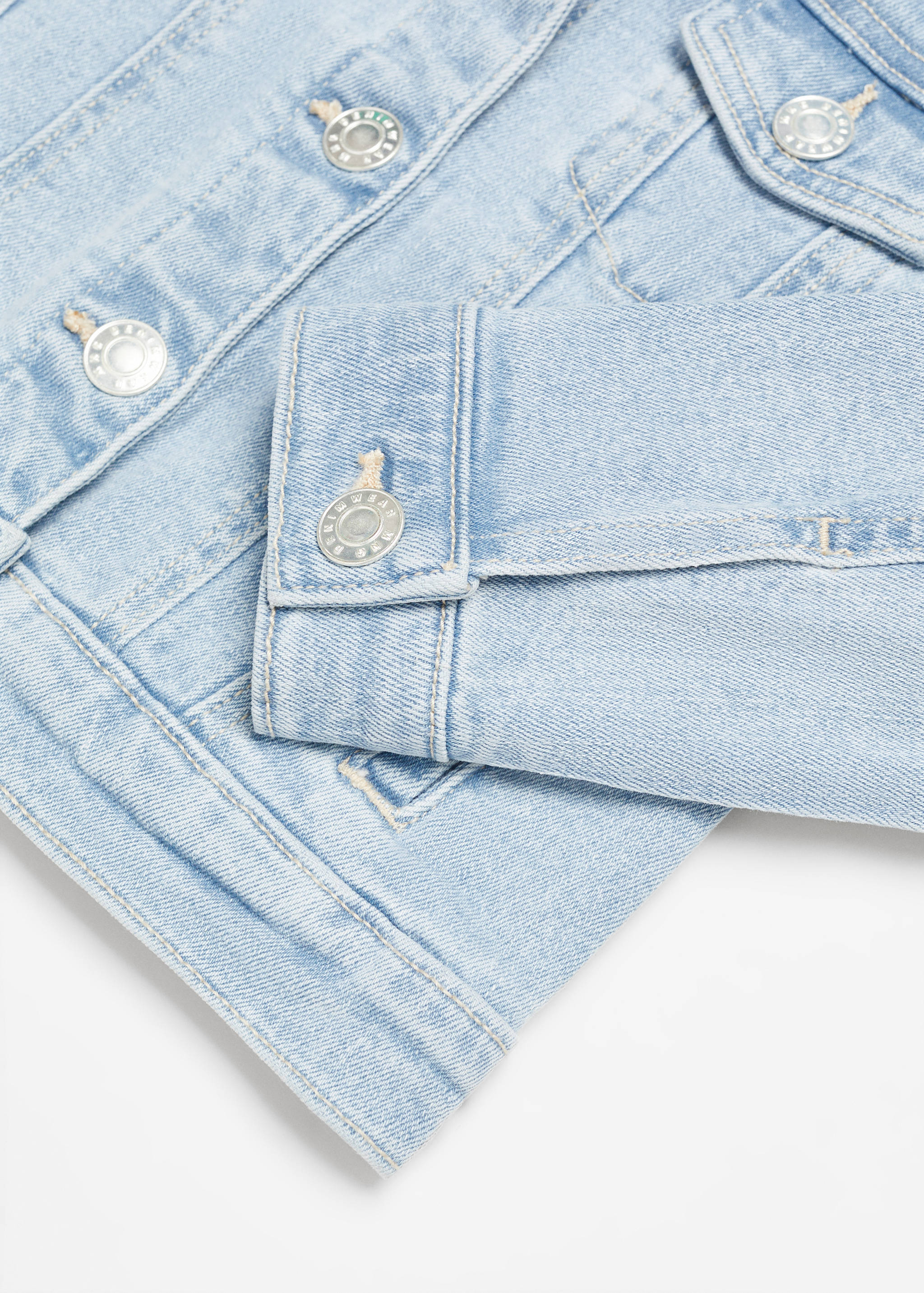 Pockets denim jacket - Details of the article 0