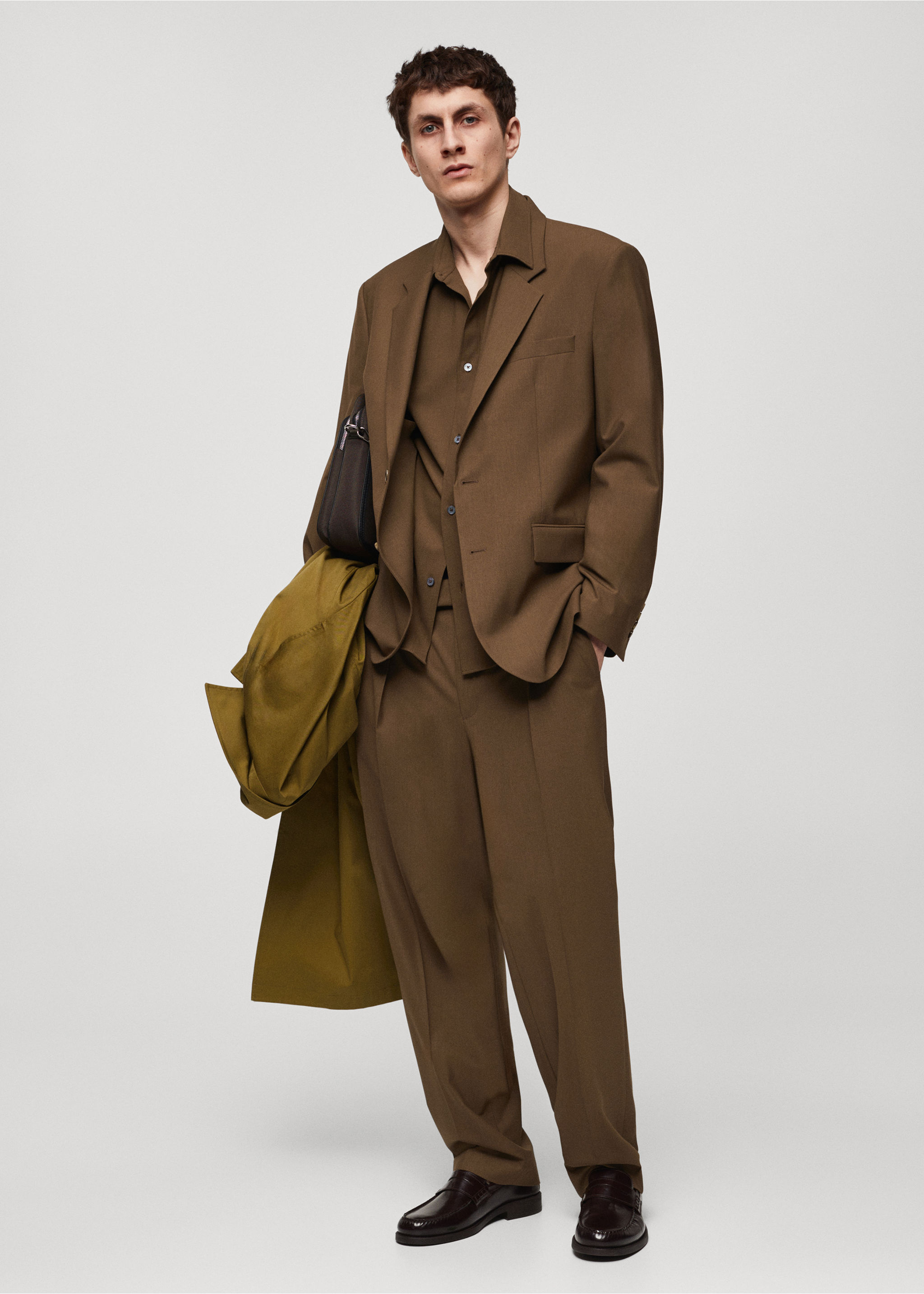 Pantalon costume relaxed-fit pinces - Plan général