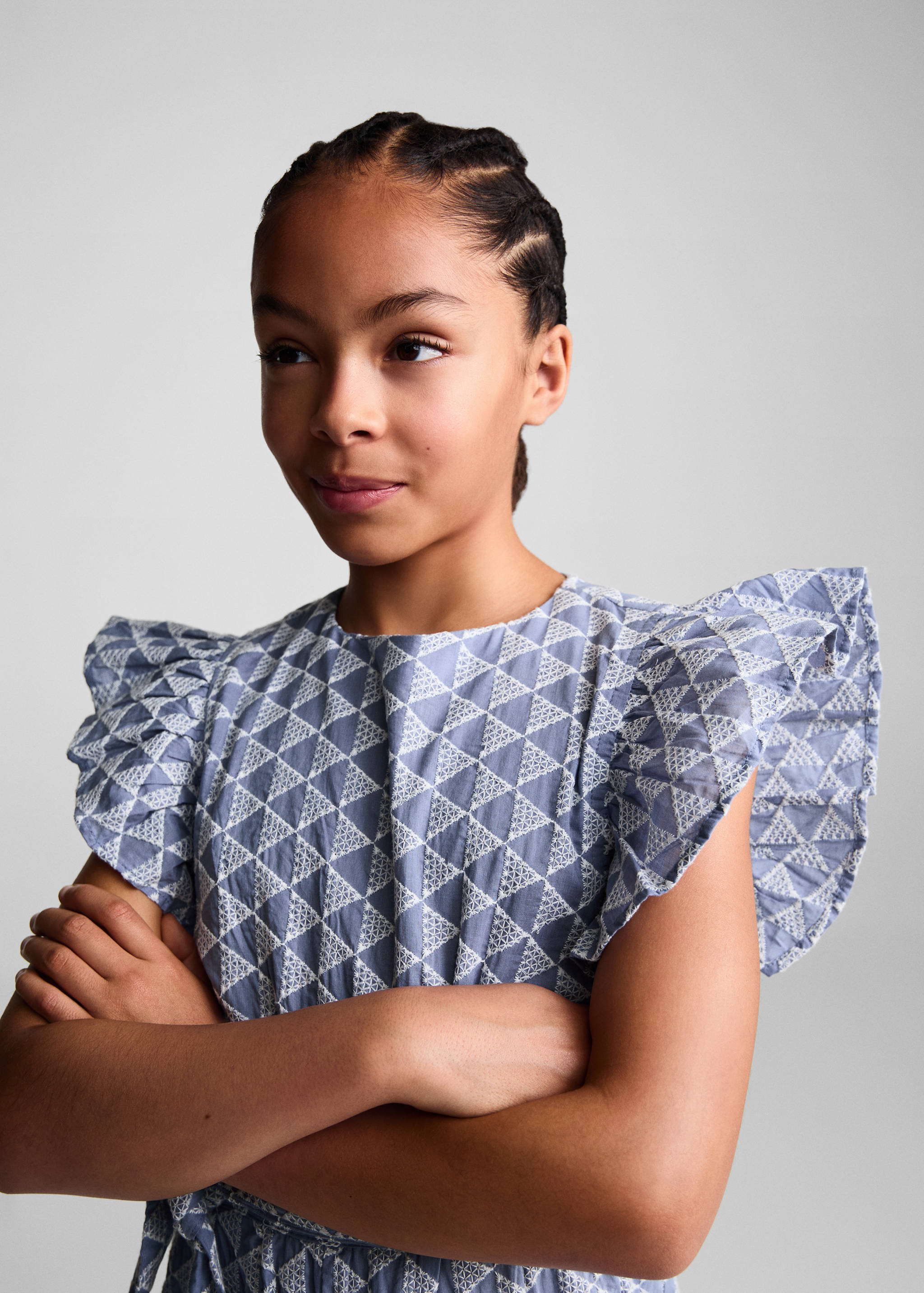 Hímzett nadrágruha fodrokkal - A termék adatai 1