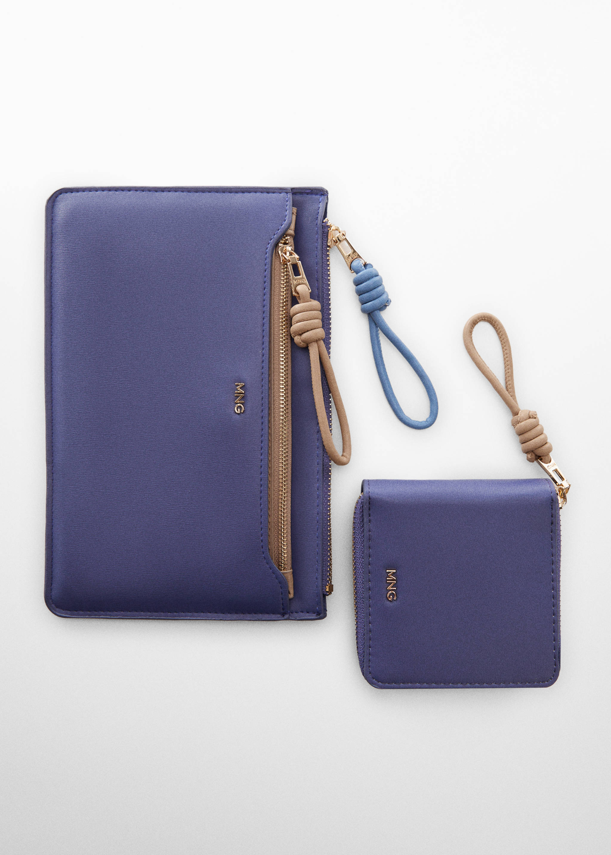 Faux-leather wallet - Details of the article 2