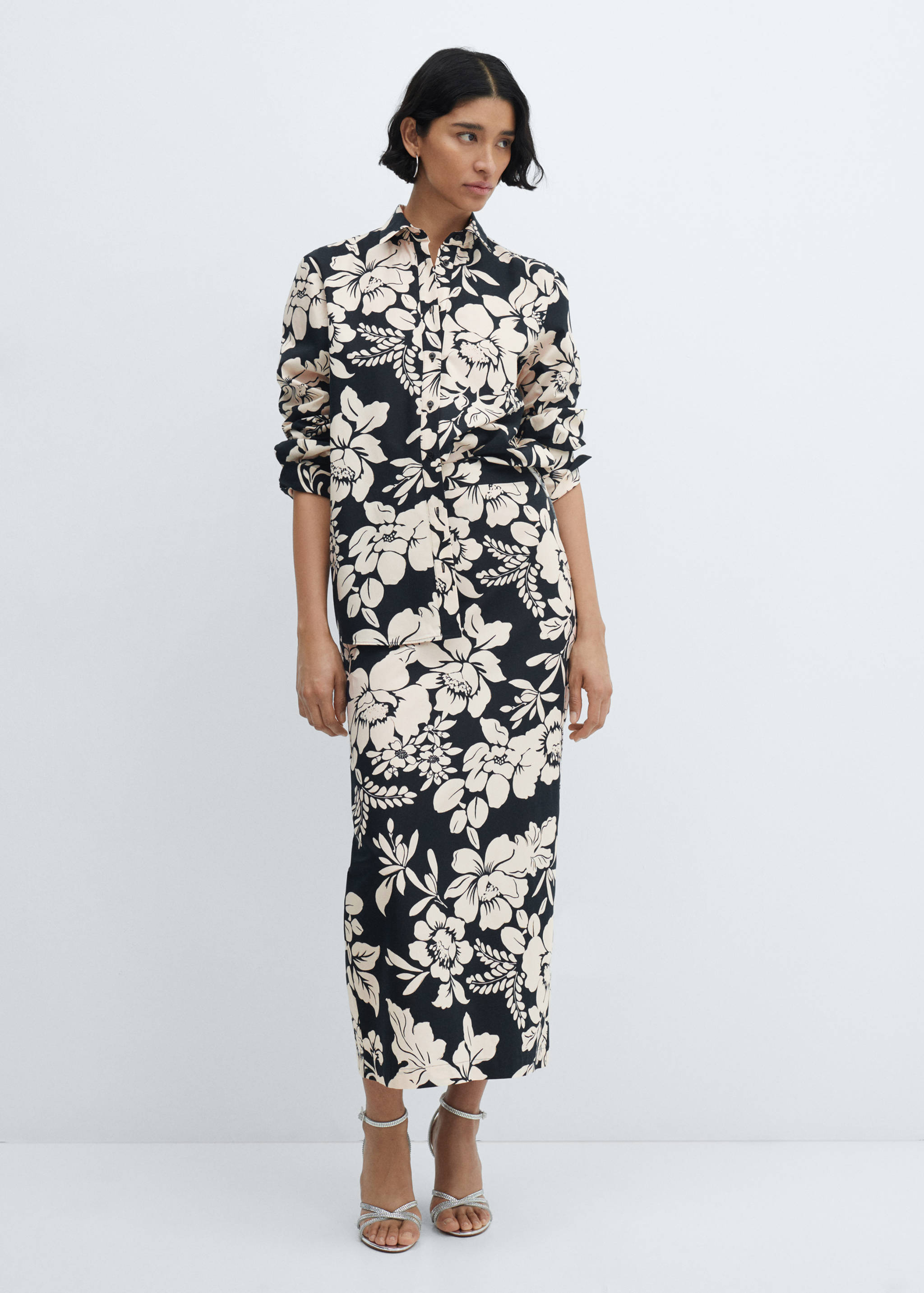 Hosszú virágos szoknya - Általános sík