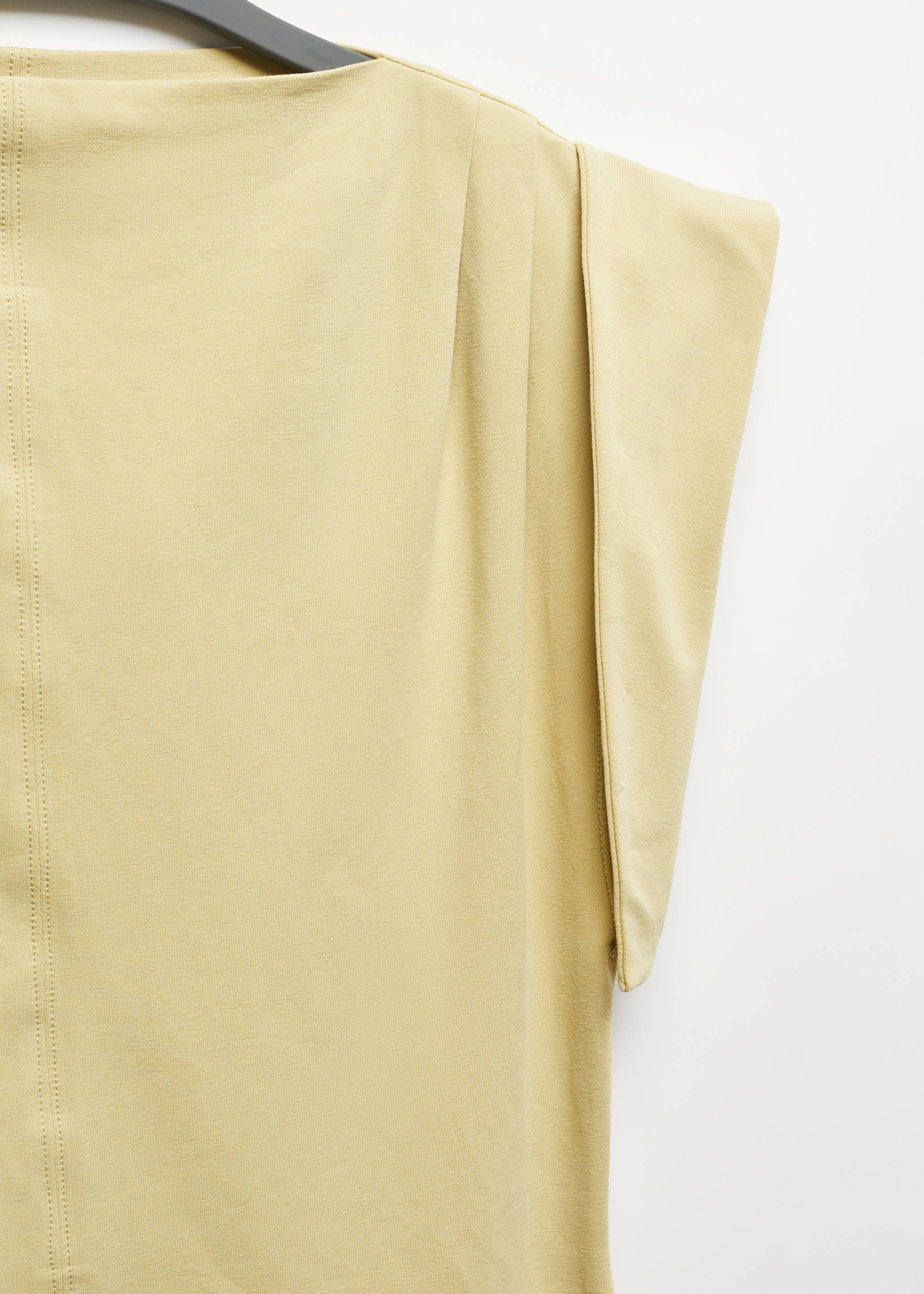 Knitted dress with turn-up sleeves - Details of the article 8