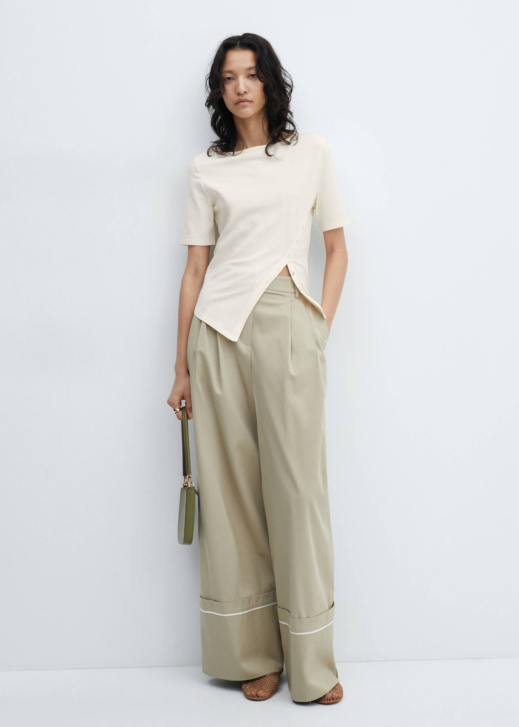 Cotton t-shirt with slit - General plane