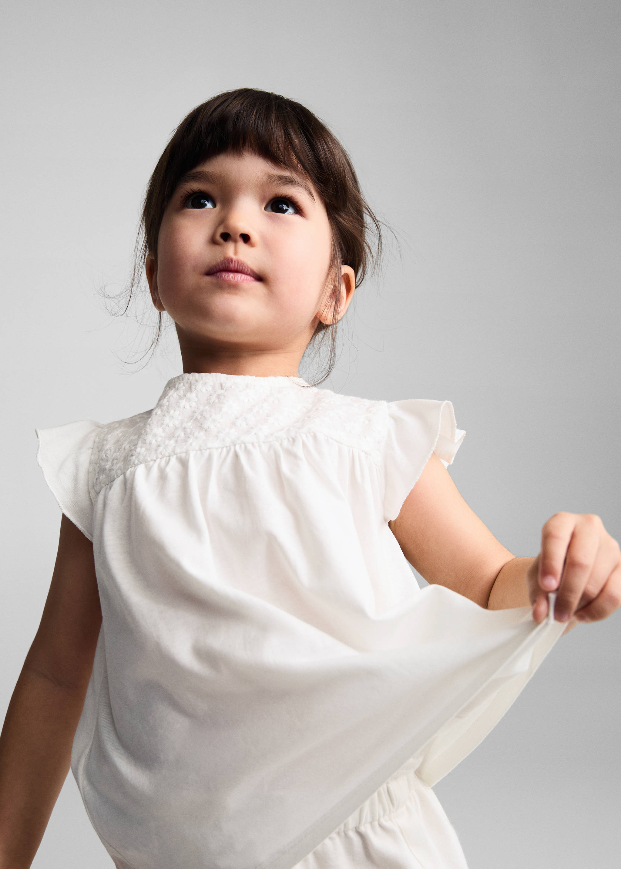 T-shirt met geborduurde bloemen - Detail van het artikel 1