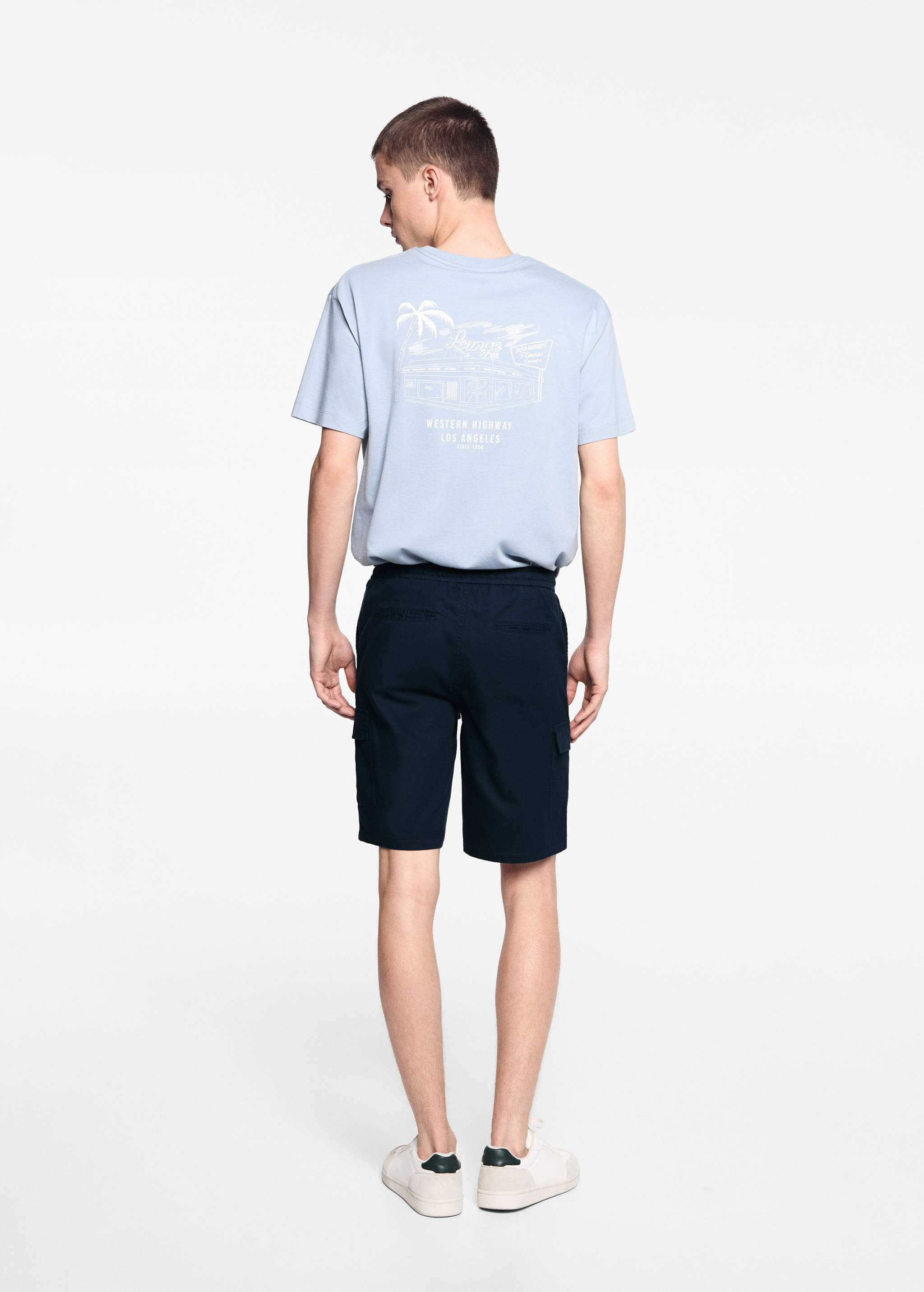 Cargo pockets linen Bermuda shorts - Reverse of the article