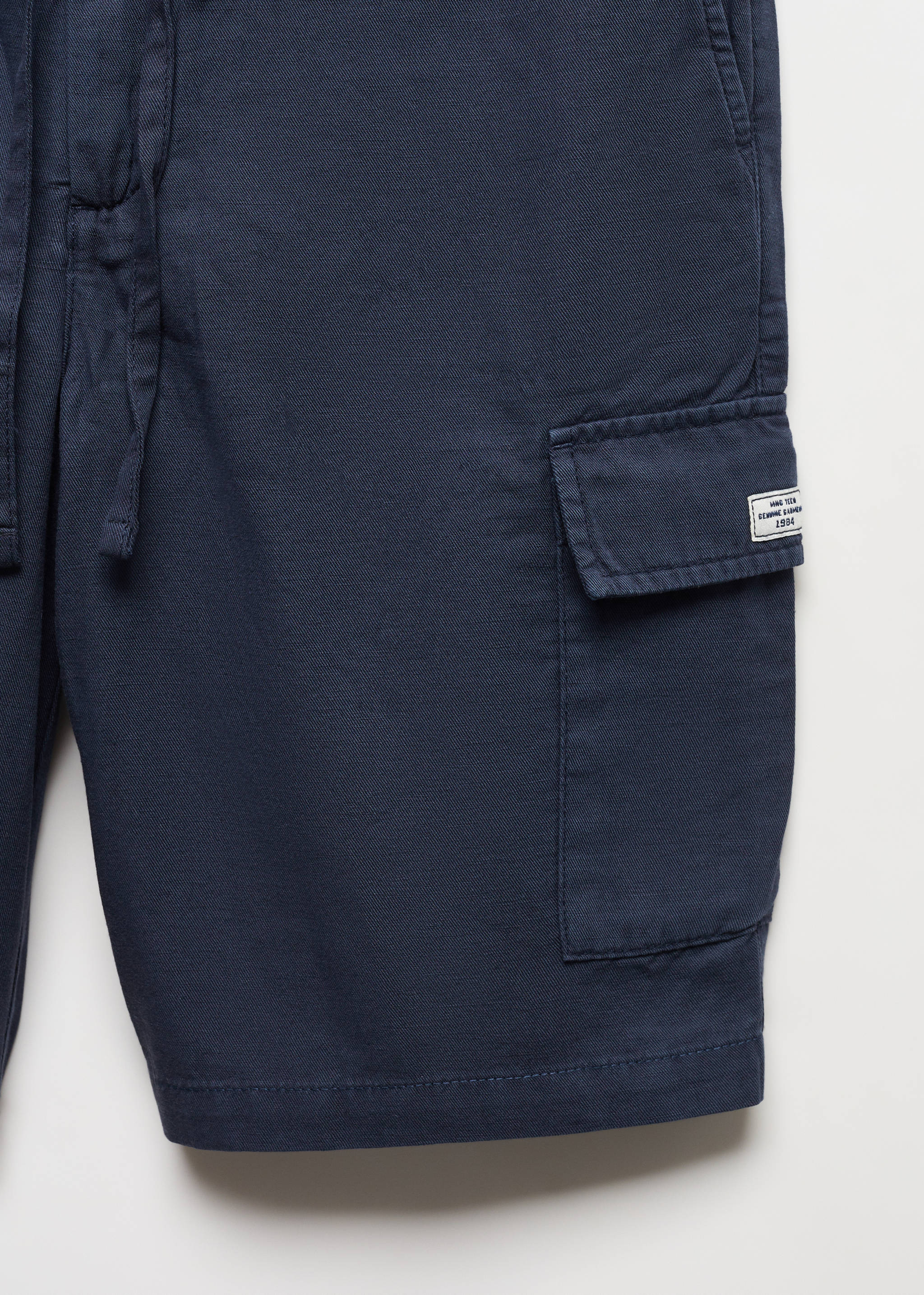 Cargo pockets linen Bermuda shorts - Details of the article 8