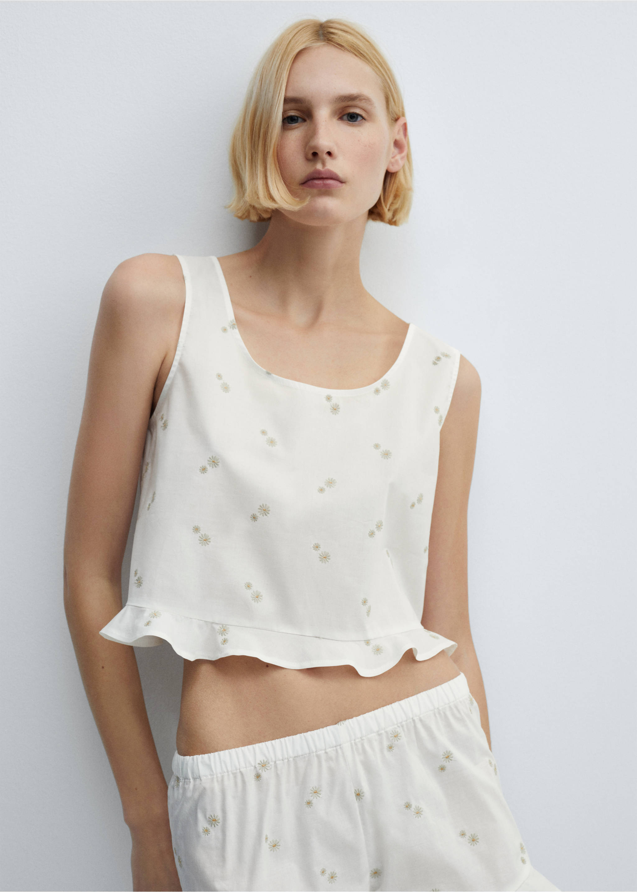 Floral embroidered cotton pyjama top - Medium plane, Off White. Ref: 67066018-00.