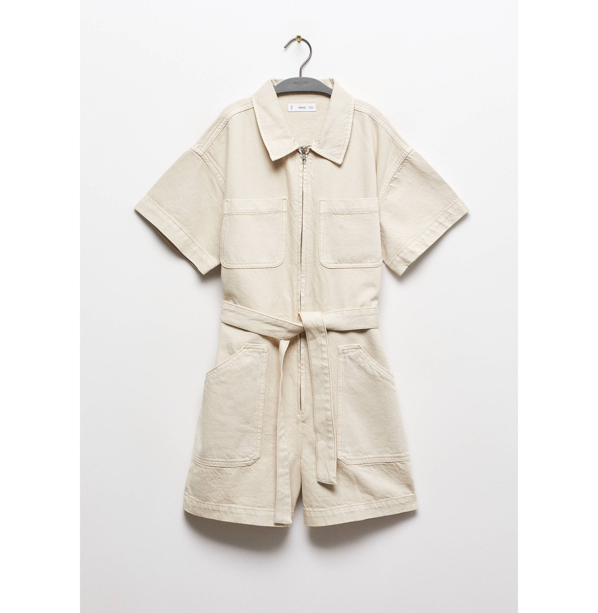 Kurzer Overall mit Gürtel - Artikel ohne Model