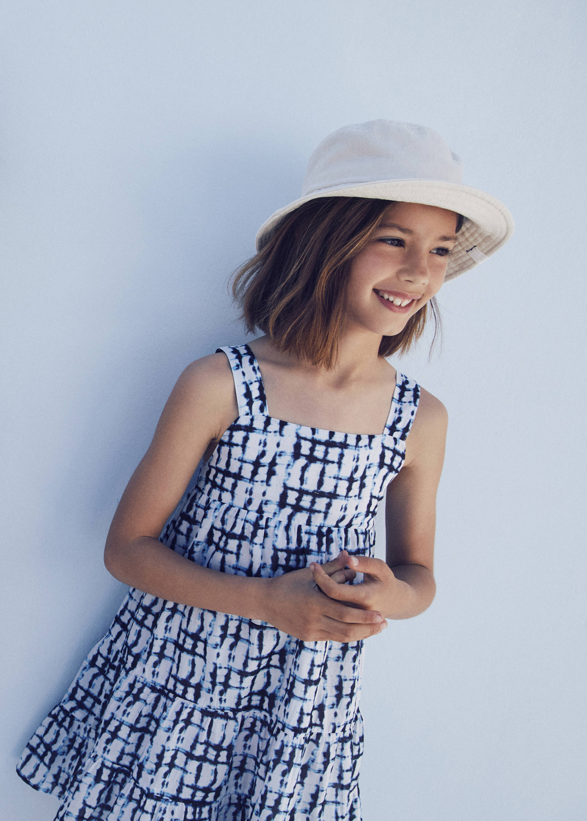 Bucket hat - General plane