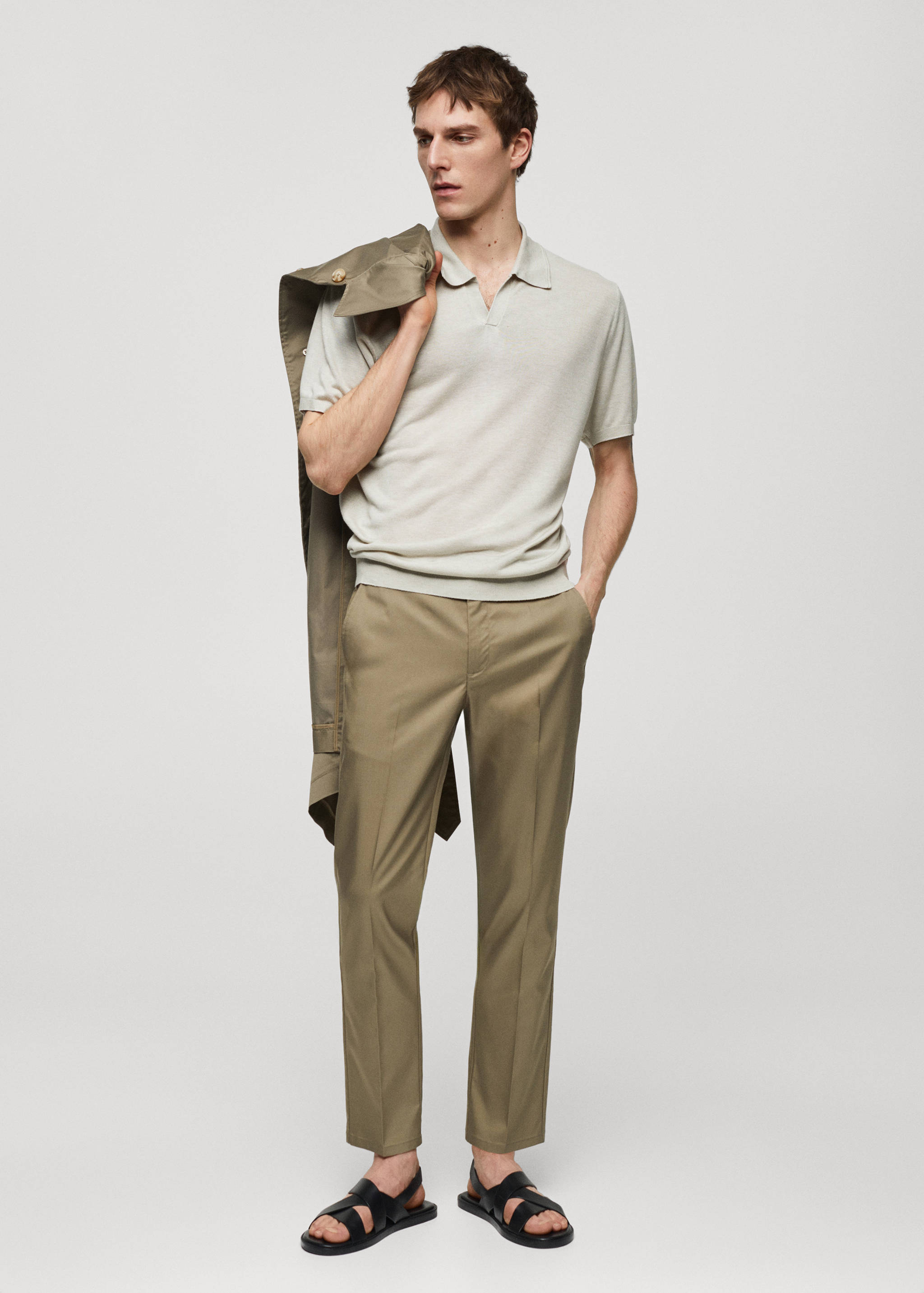 Short-sleeve knitted polo shirt - General plane