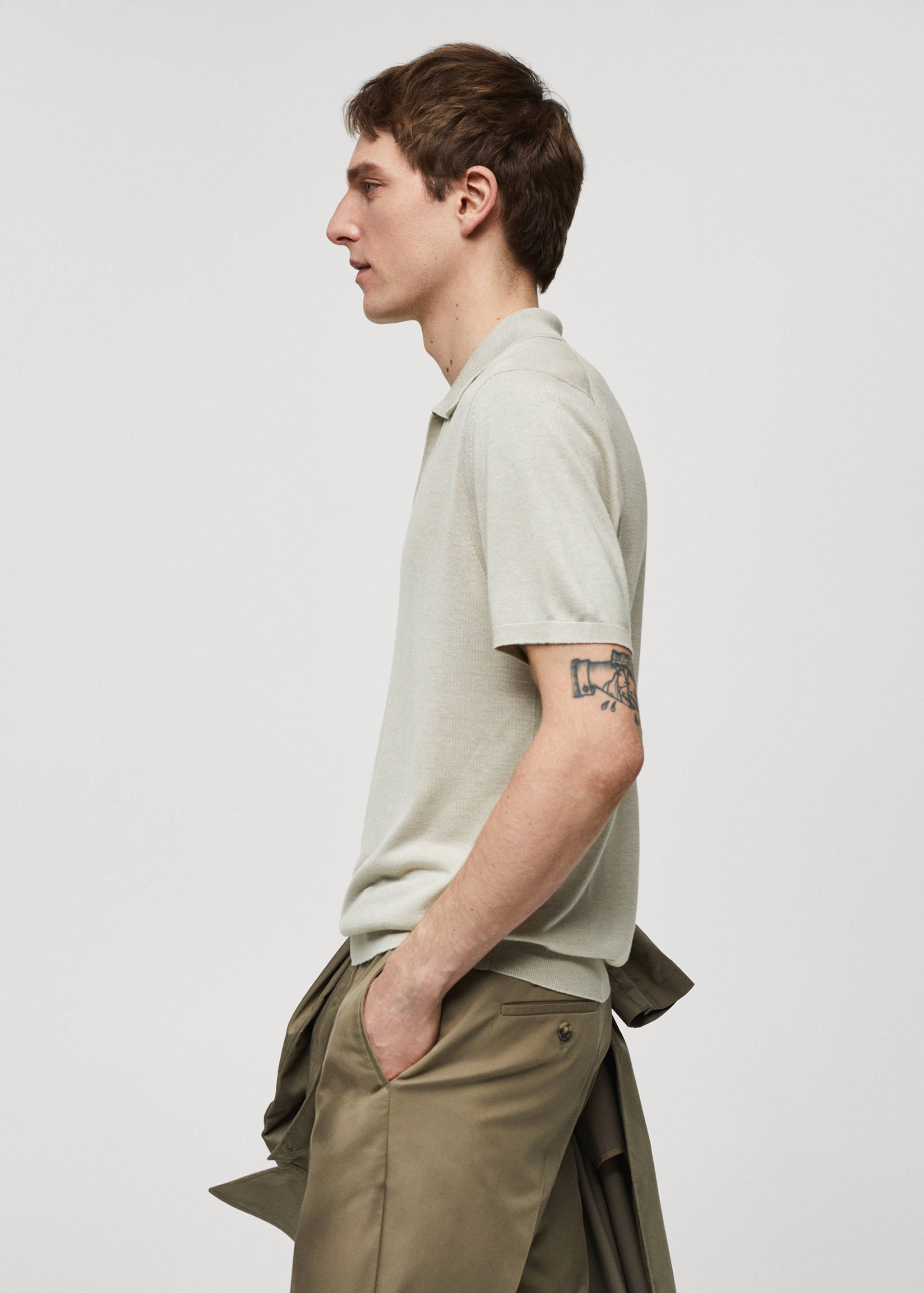 Short-sleeve knitted polo shirt - Details of the article 2