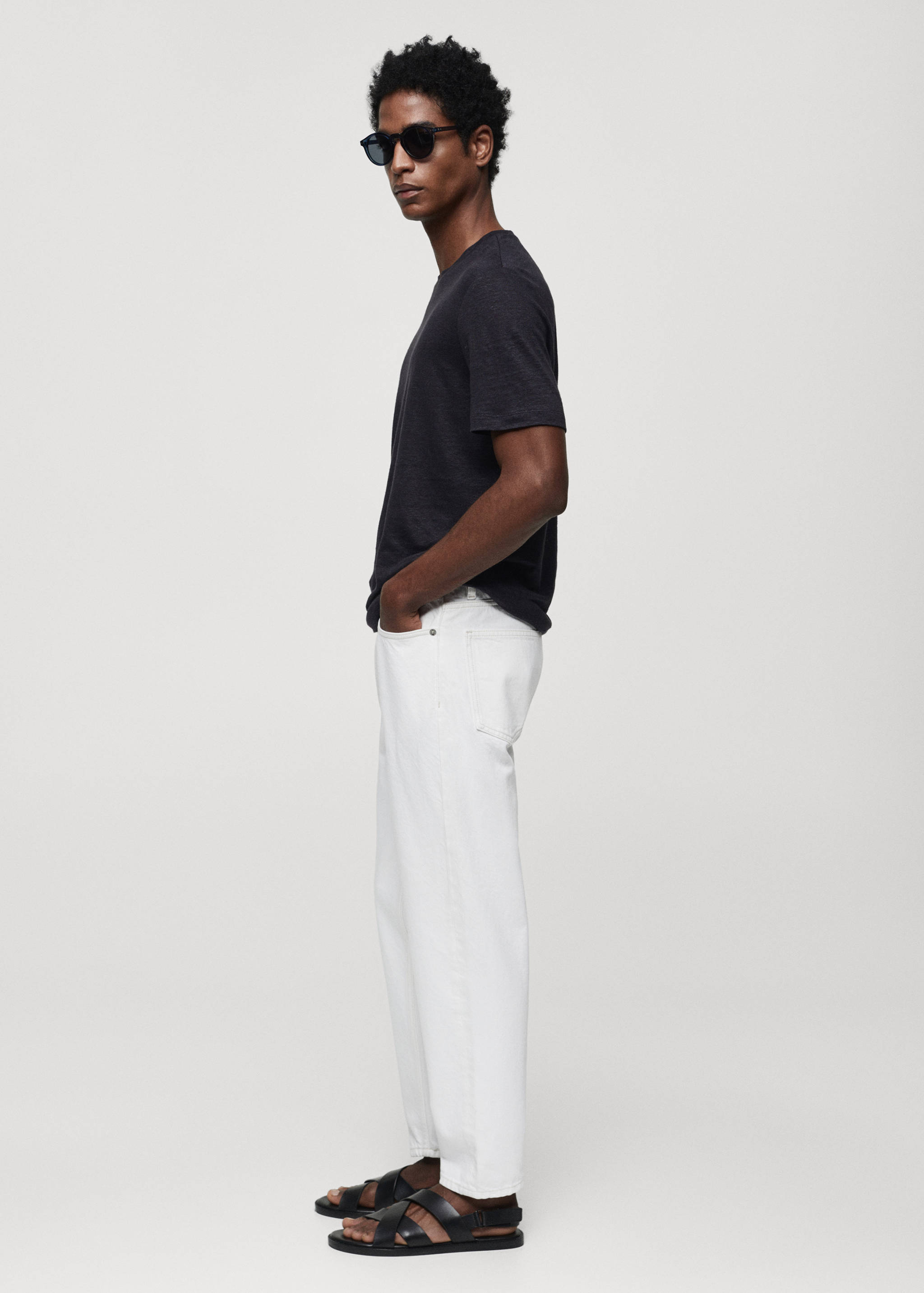 T-shirt slim-fit 100 % lin - Détail de l'article 2