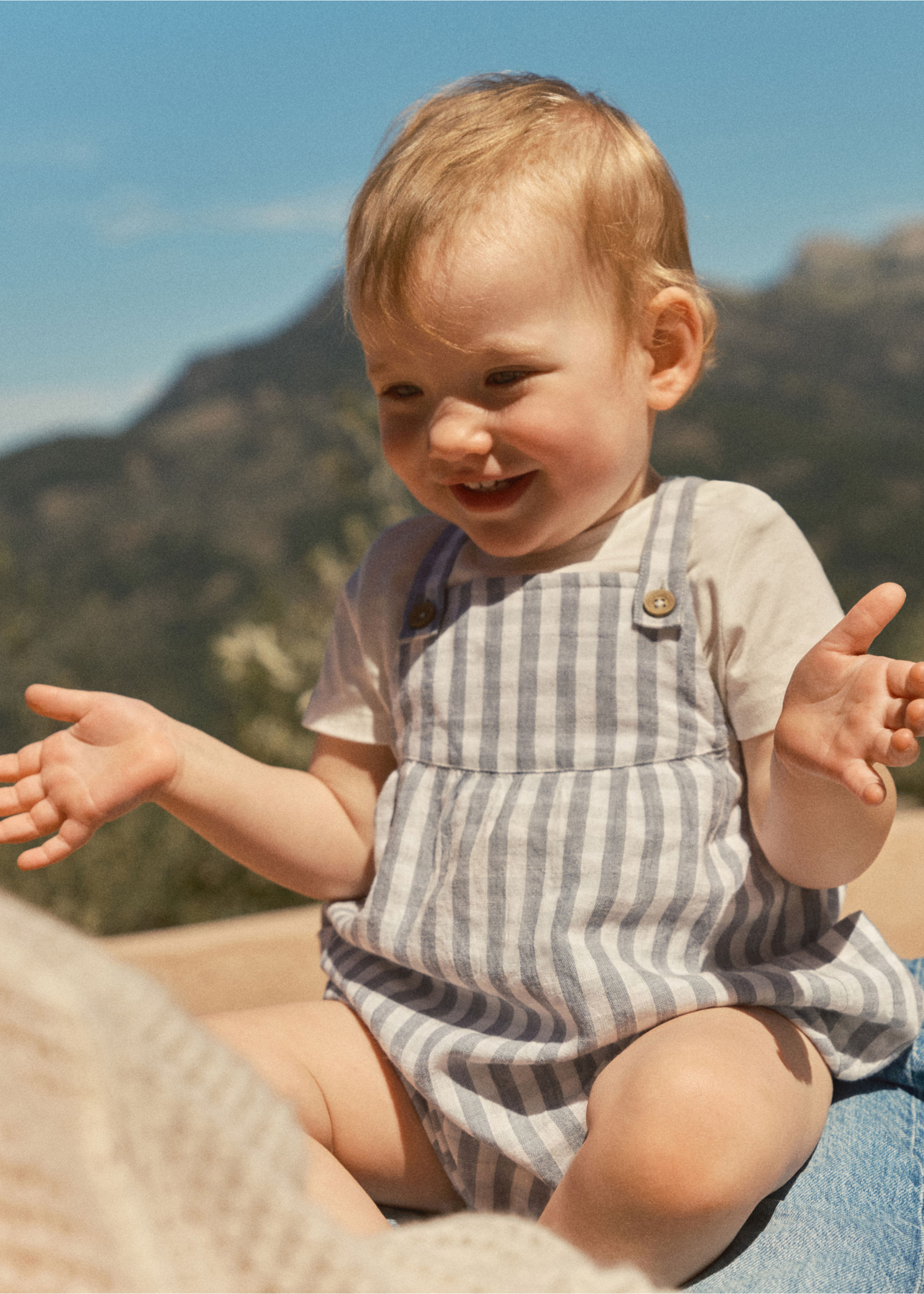 Gingham-check dungarees - General plane