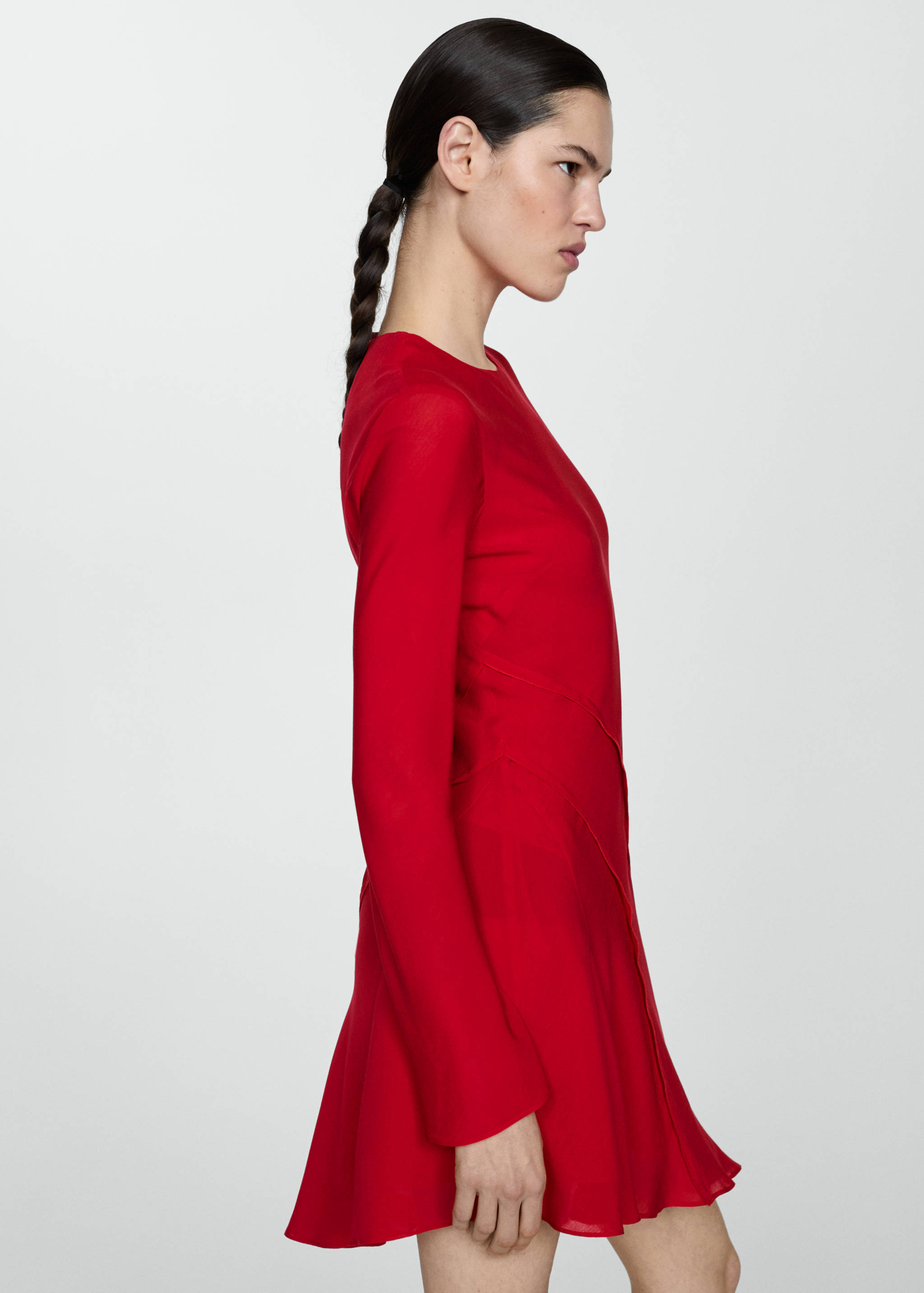 Asymmetrical dress with seam detail - Medium plane