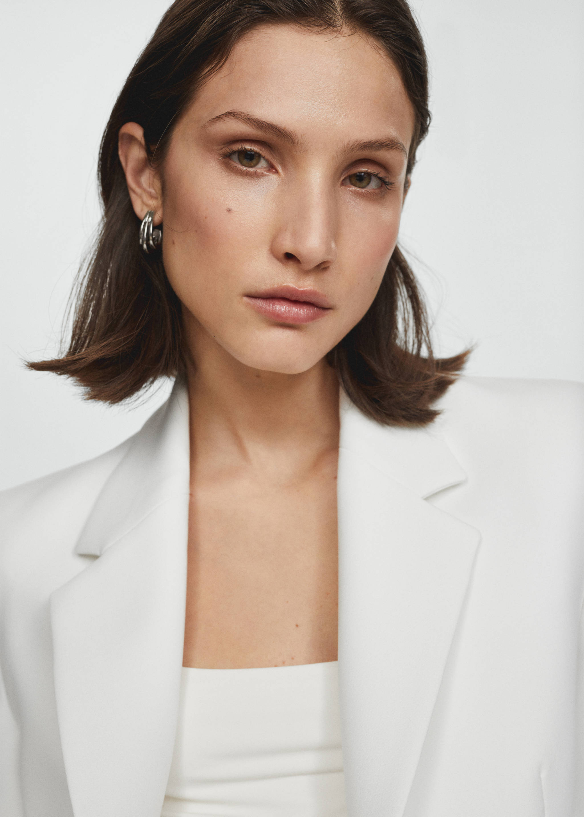 Crop-Blazer mit Knopf - Detail des Artikels 1