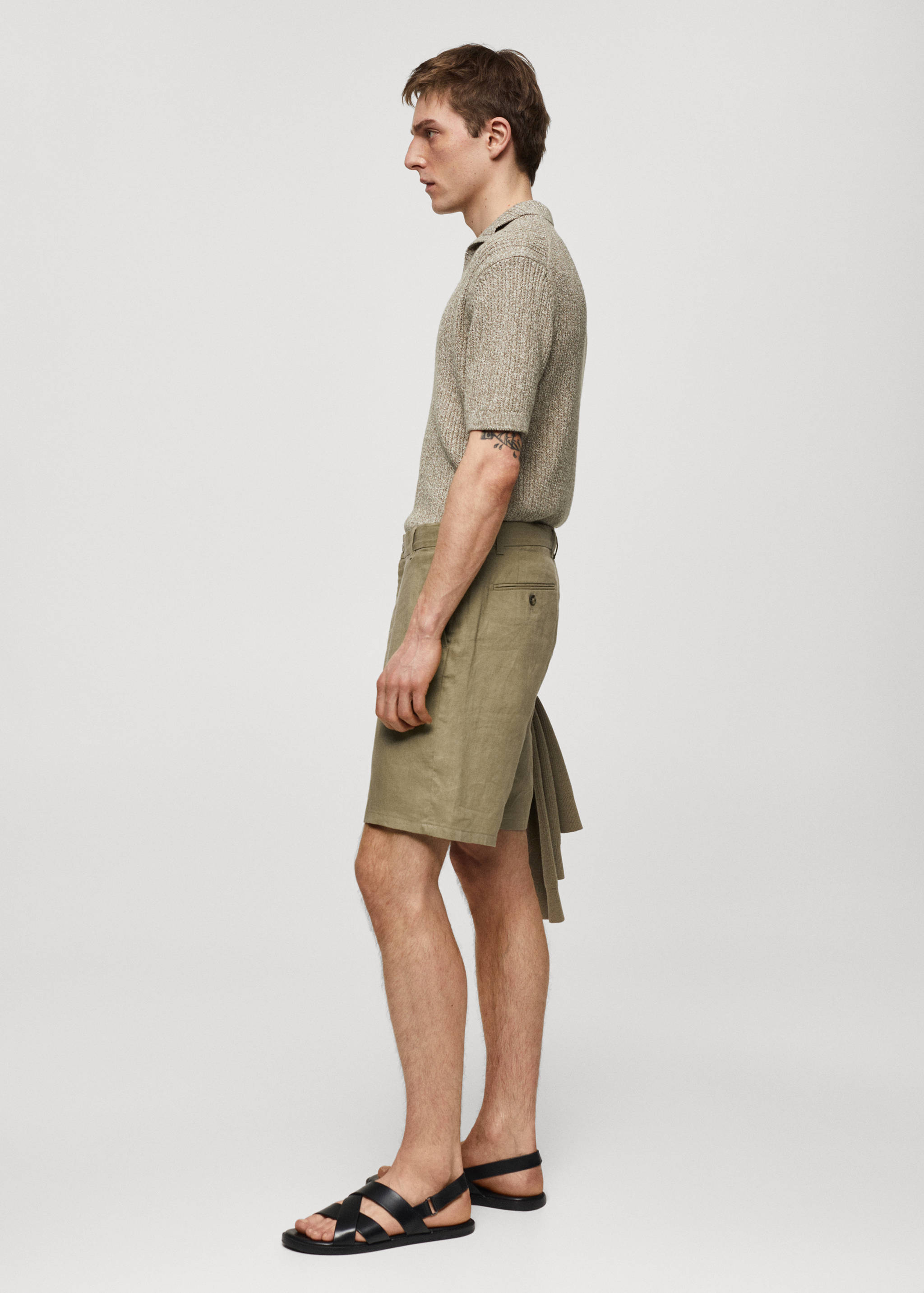 Slim-Fit-Bermudashorts aus 100 % Leinen - Detail des Artikels 2