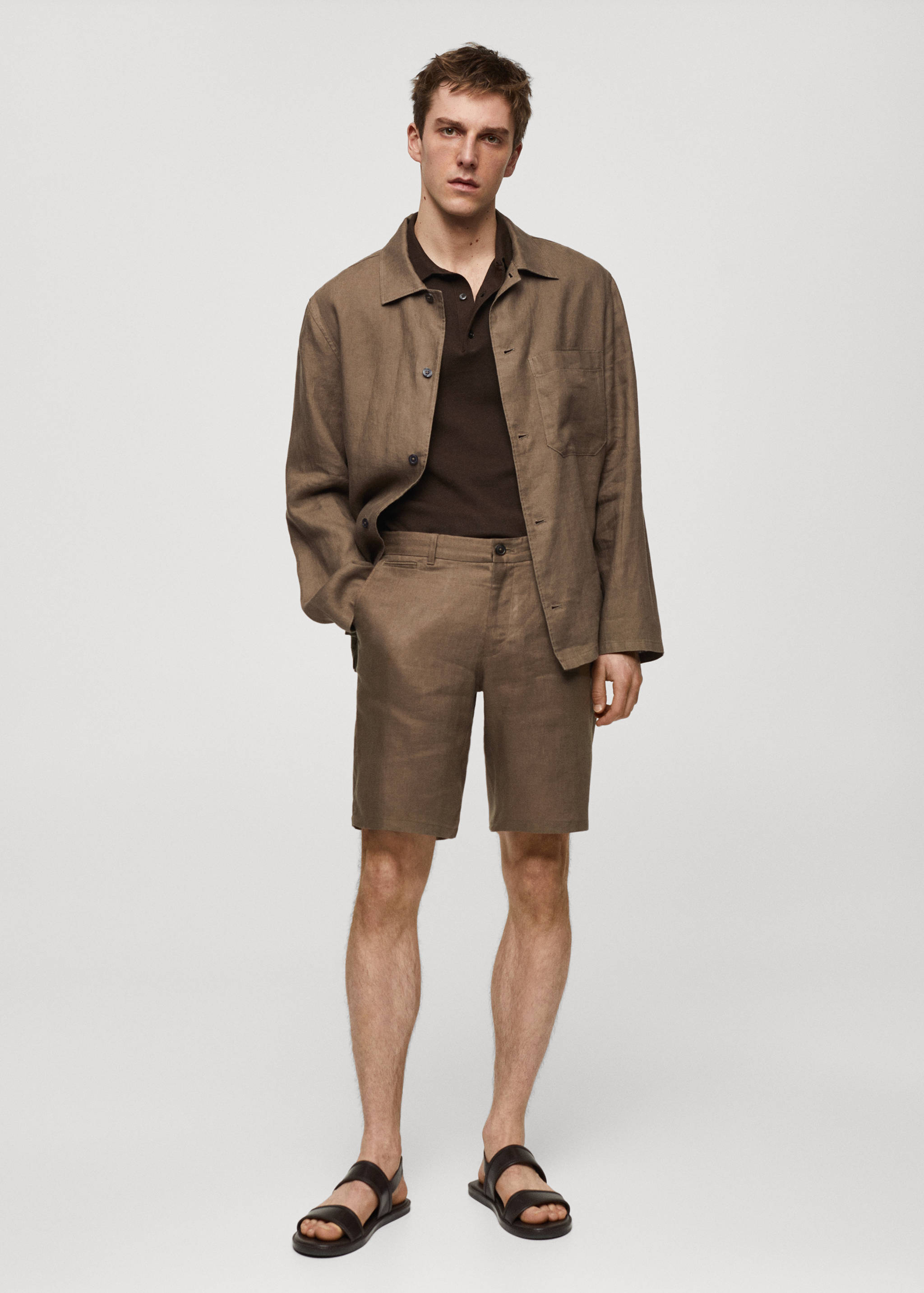 Slim-Fit-Bermudashorts aus 100 % Leinen - Allgemeine Ansicht