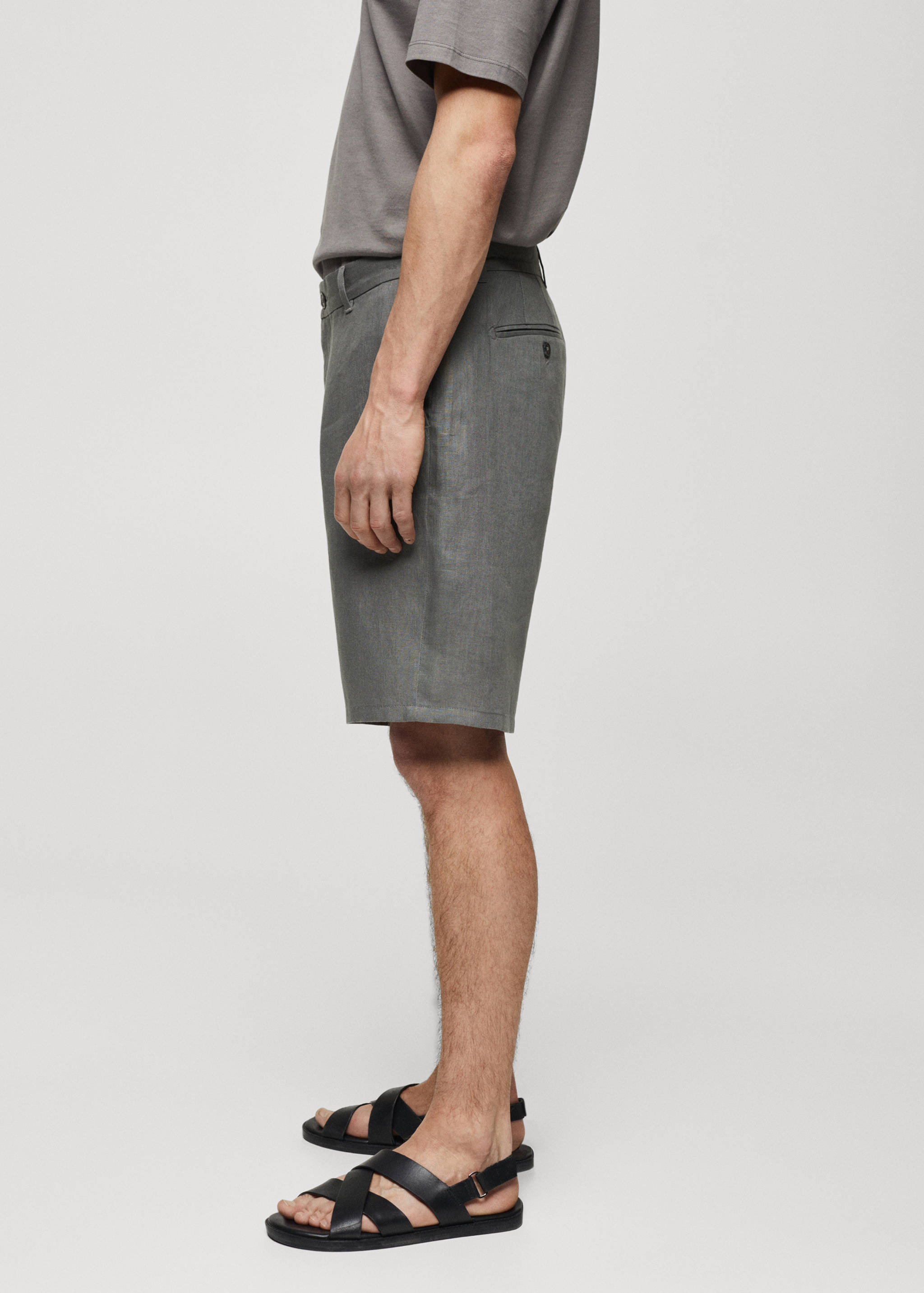 Slim-Fit-Bermudashorts aus 100 % Leinen - Detail des Artikels 2