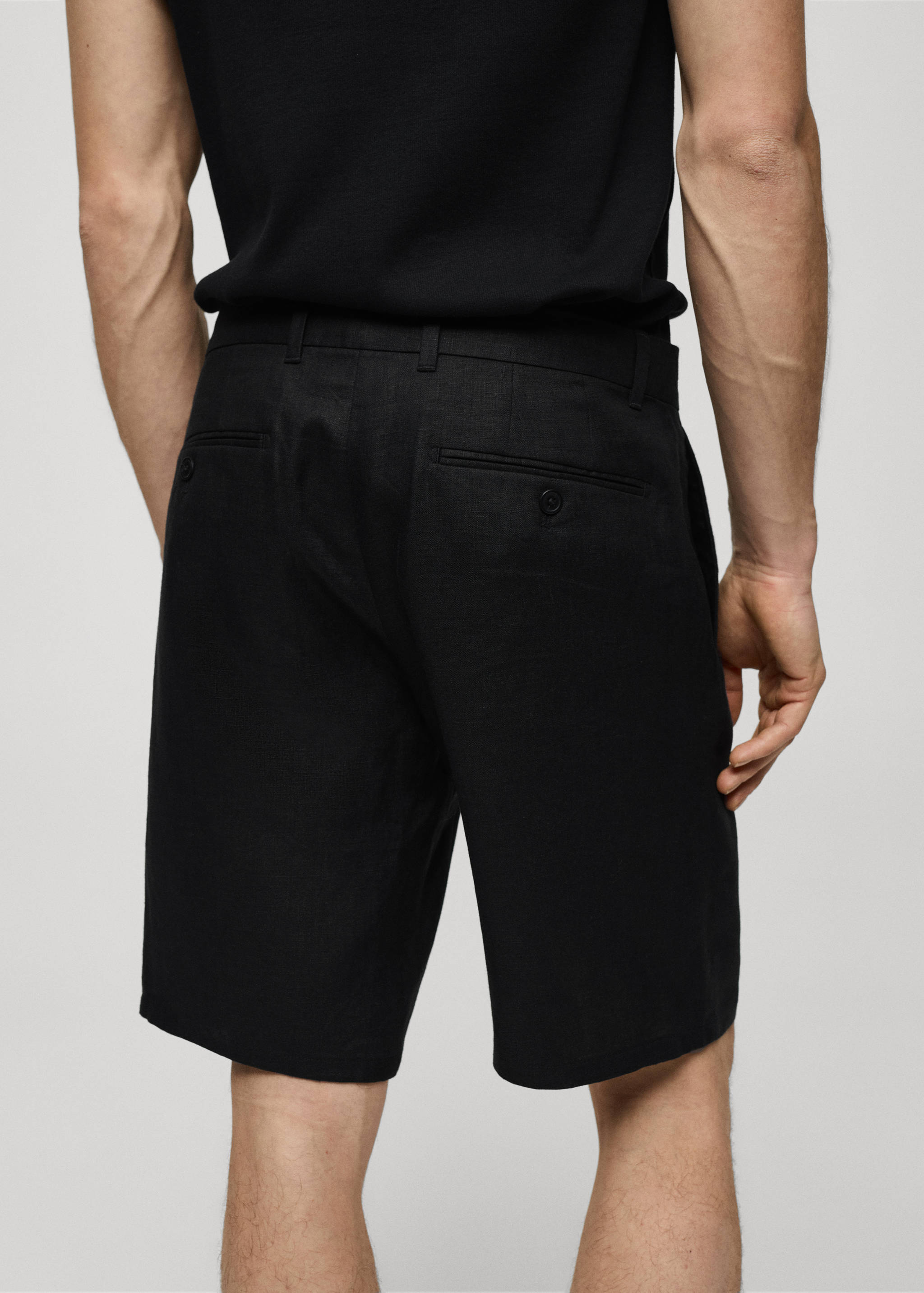 Slim-Fit-Bermudashorts aus 100 % Leinen - Detail des Artikels 4