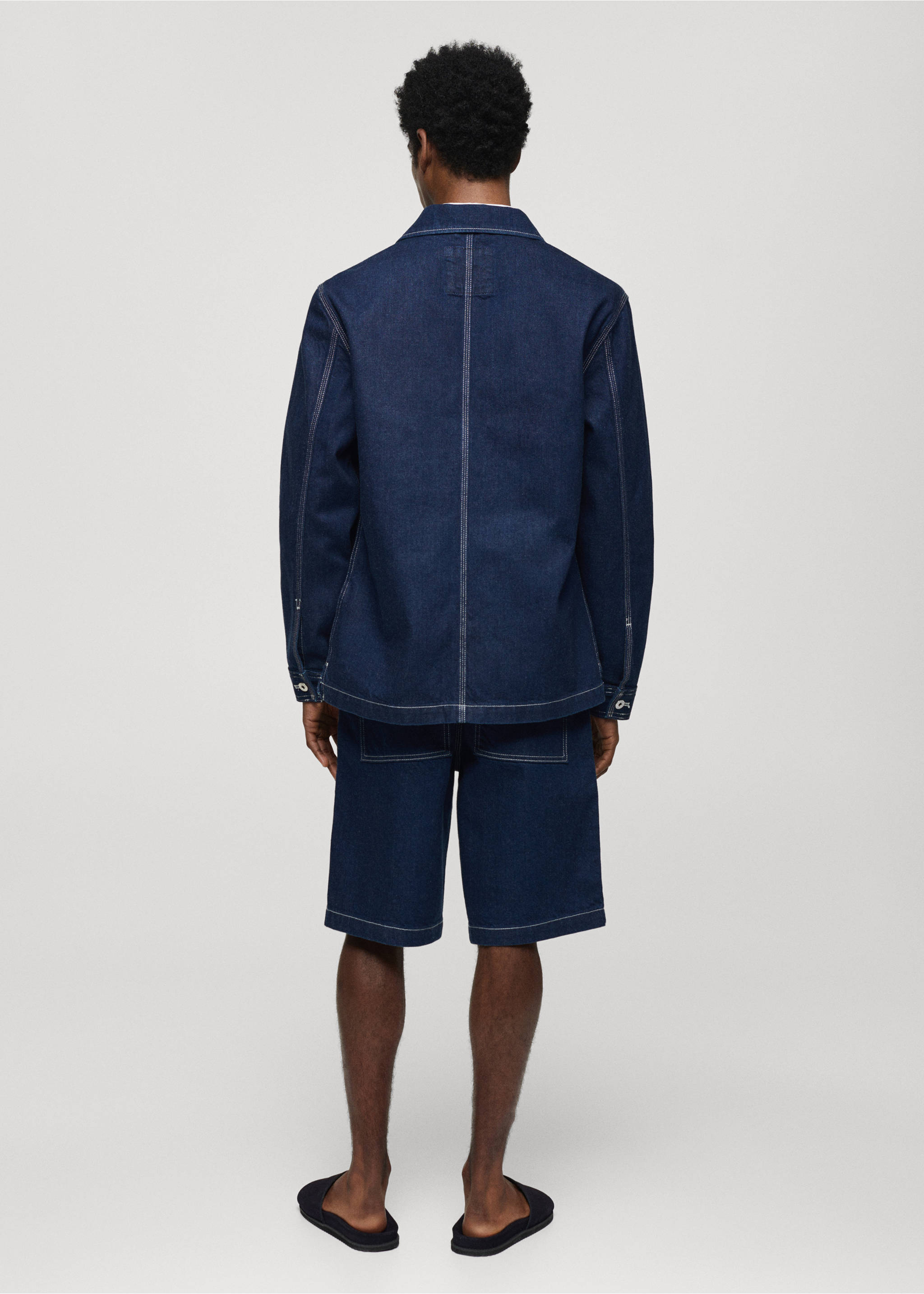 Denim overshirt with stitching pockets - Reverse of the article, Open Blue. Ref: 67066725-00.