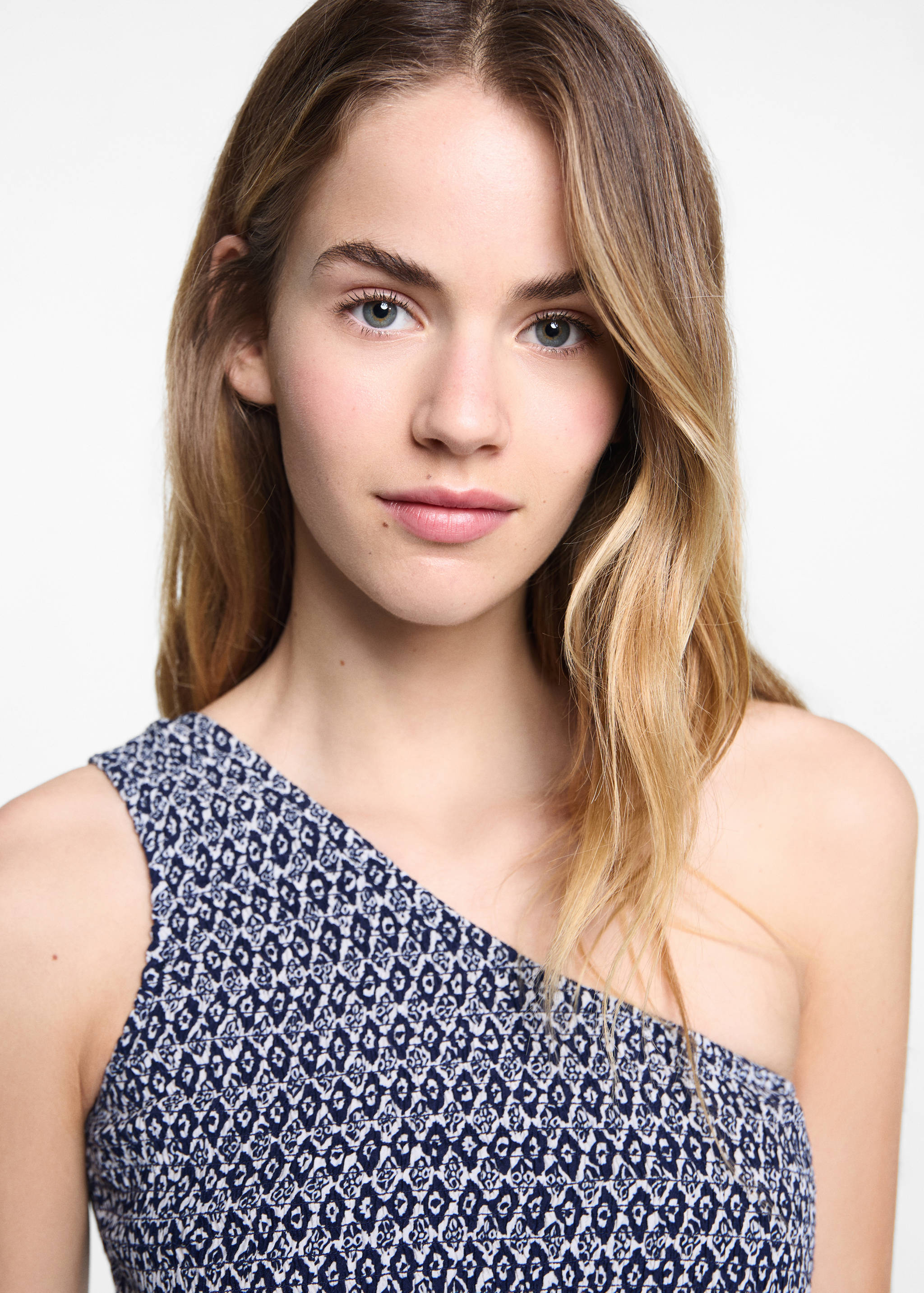 Felső asszimetrikus húzással - A termék adatai 1