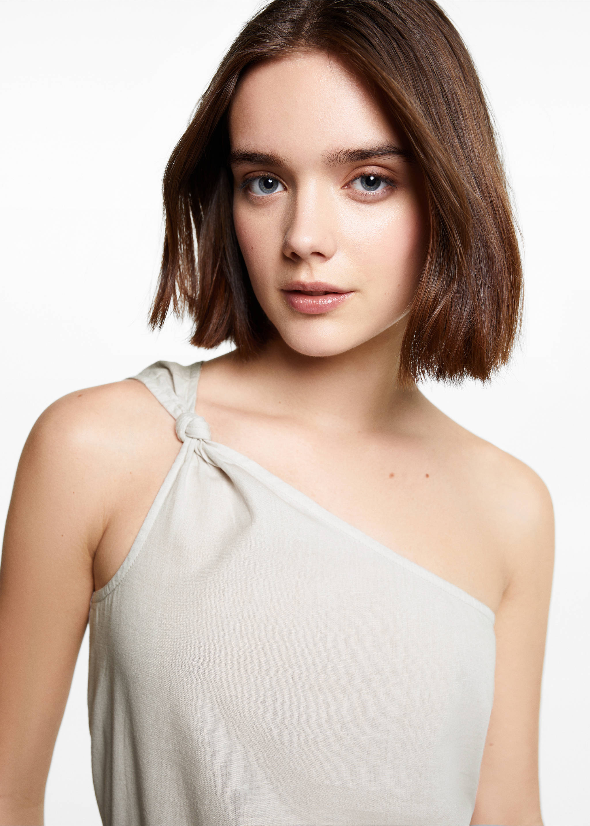 Asymmetrical top with knot - Details of the article 1, Grey. Ref: 67066745-00.