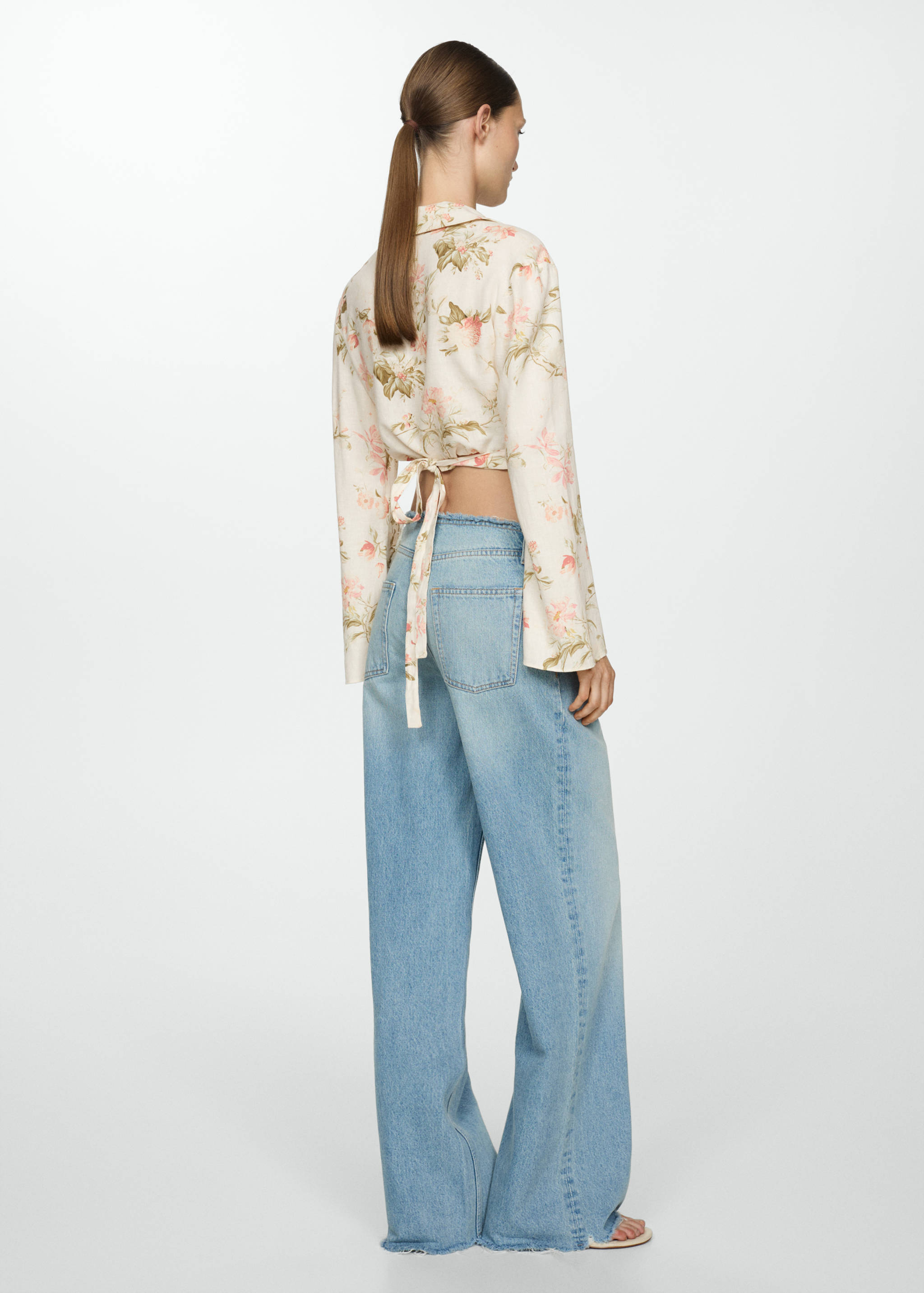 Floral linen-blend blouse - Reverse of the article