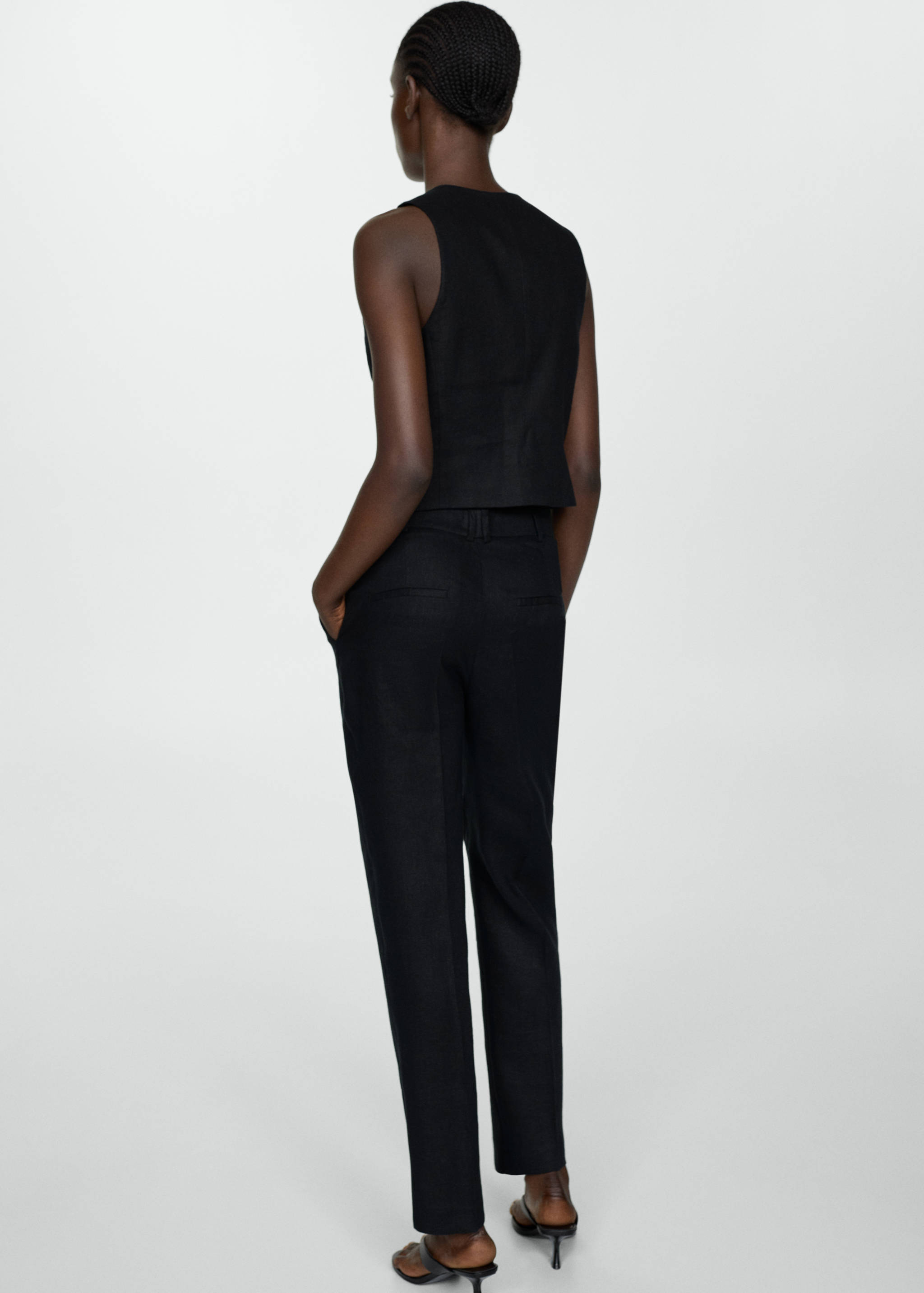 Linen suit waistcoat - Reverse of the article